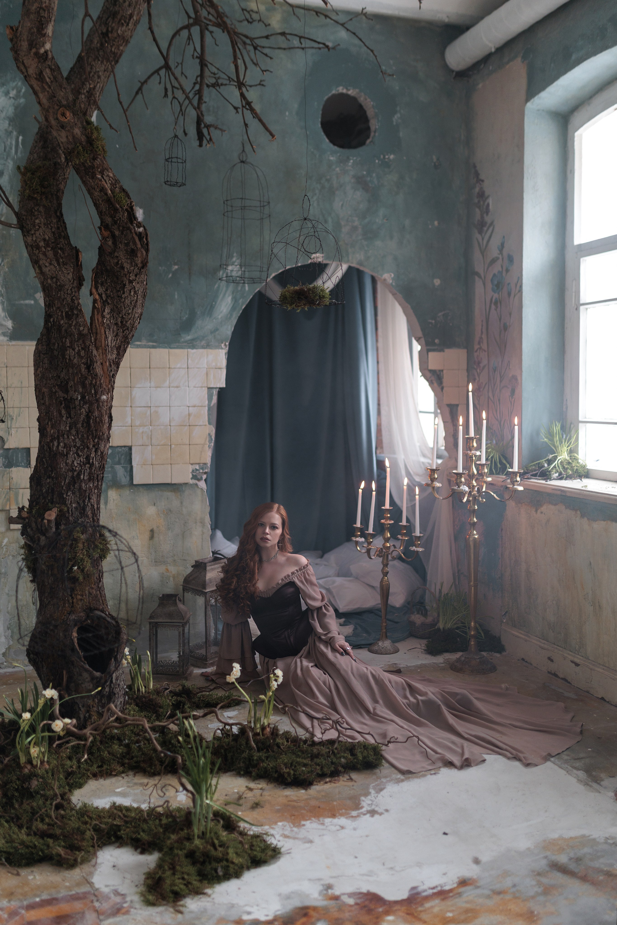 Корсет коричневый с чашками. Лиза Бродская — фотограф в Москве