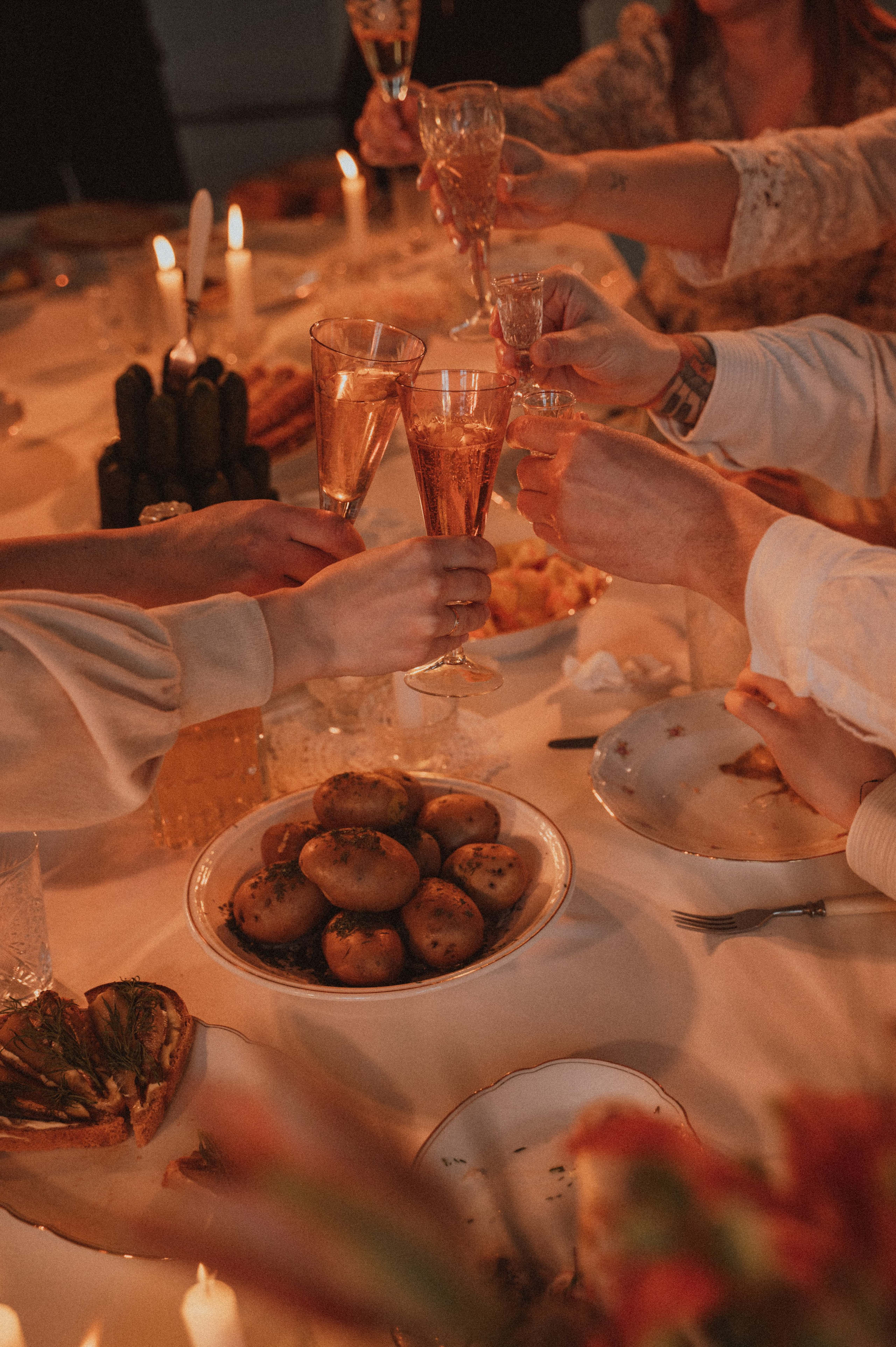 Цветы на подоконнике. Свадебный фотограф в Рязани Дзюрак Елизавета