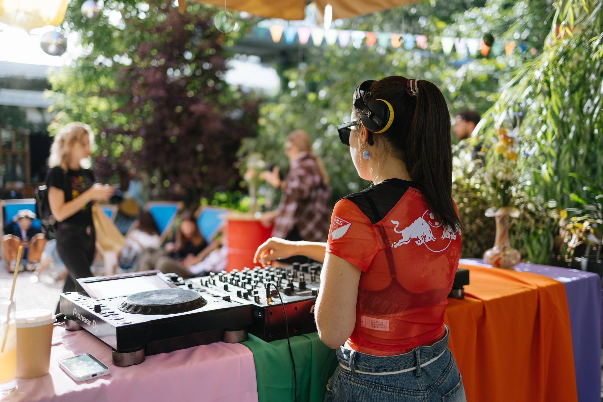 22–23 июня 2024 в пространстве YAUZA / День 2 / фото Валера Белобеев. Фотоотчеты «Ламбада-маркета»