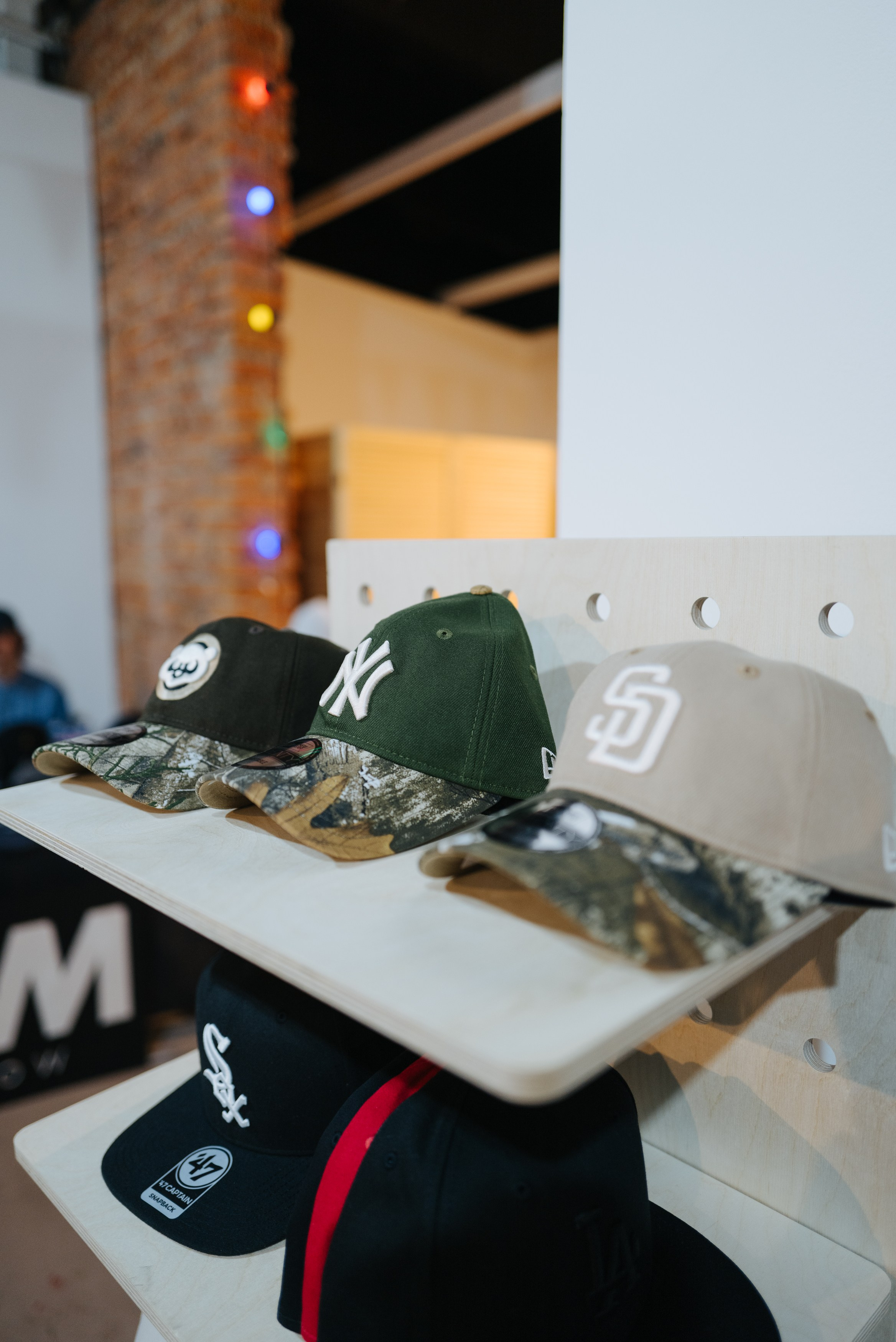 21 декабря 2024 в Типографии Сытина / фото Валерий Белобеев. Фотоотчеты «Ламбада-маркета»