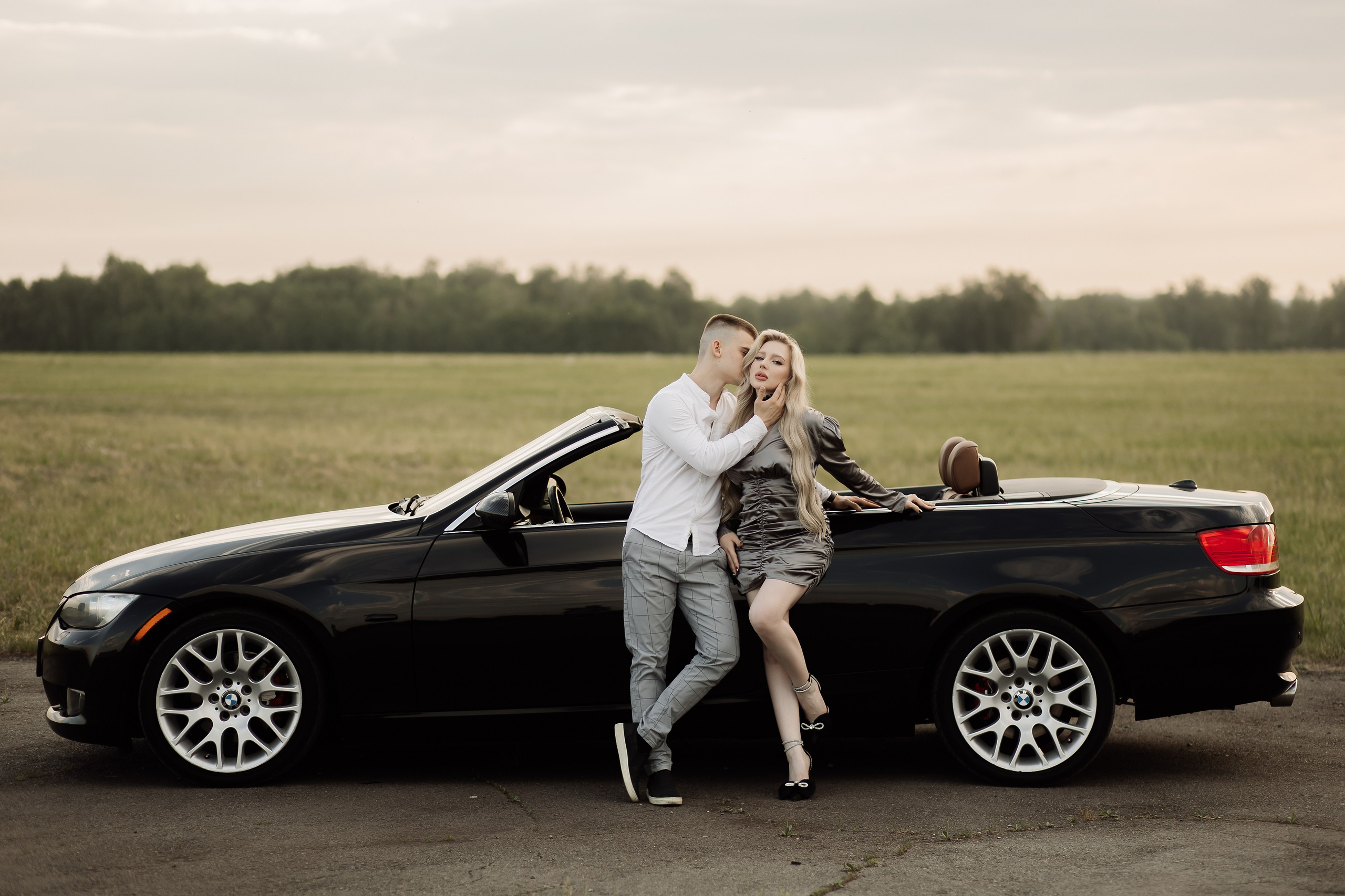 ЛАВ СТОРИ С КАБРИОЛЕТОМ. Свадебный и индивидуальный фотограф в Челябинске Евгения Негодяева