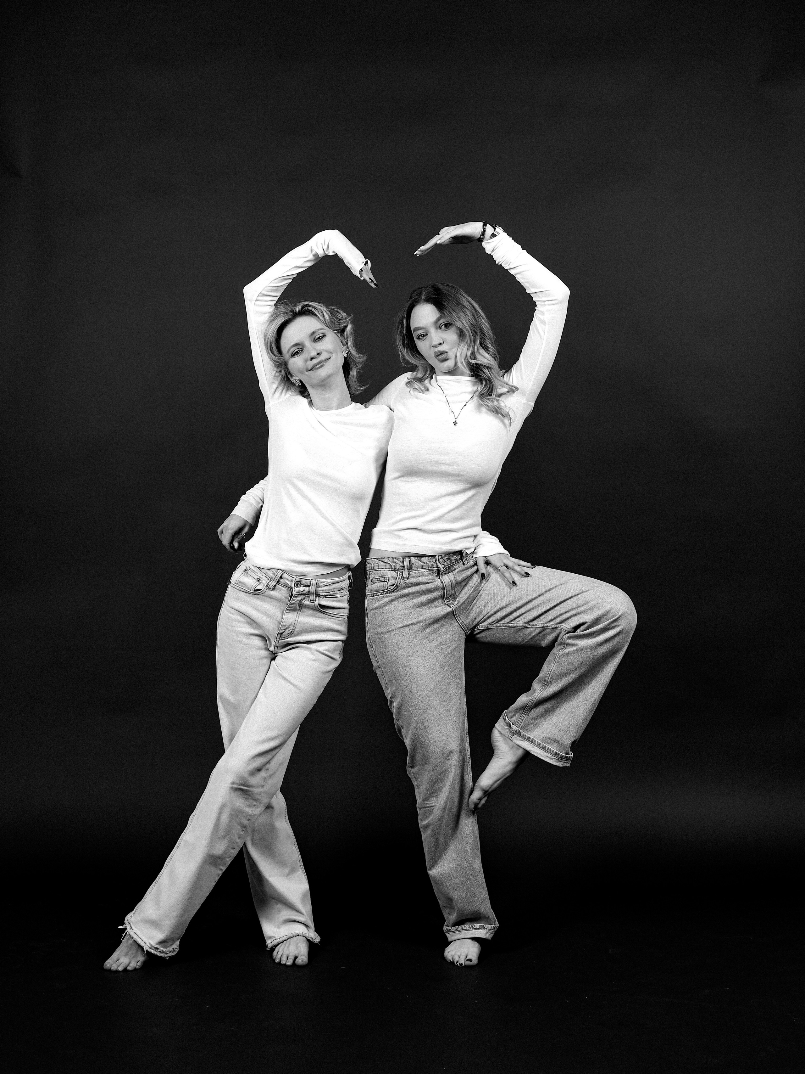 Дарья и Анна. Фотостудия без фотографа Чехов. Первая студия автопортрета в Чехове