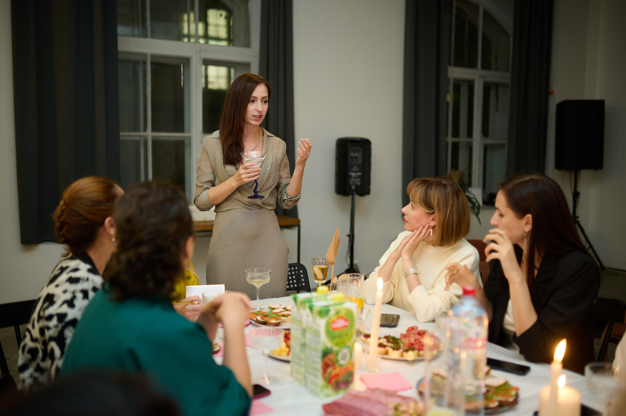 Квартирник. День рождения в Лофте. Фотограф в Санкт Петербурге Александра Вильдгрубе