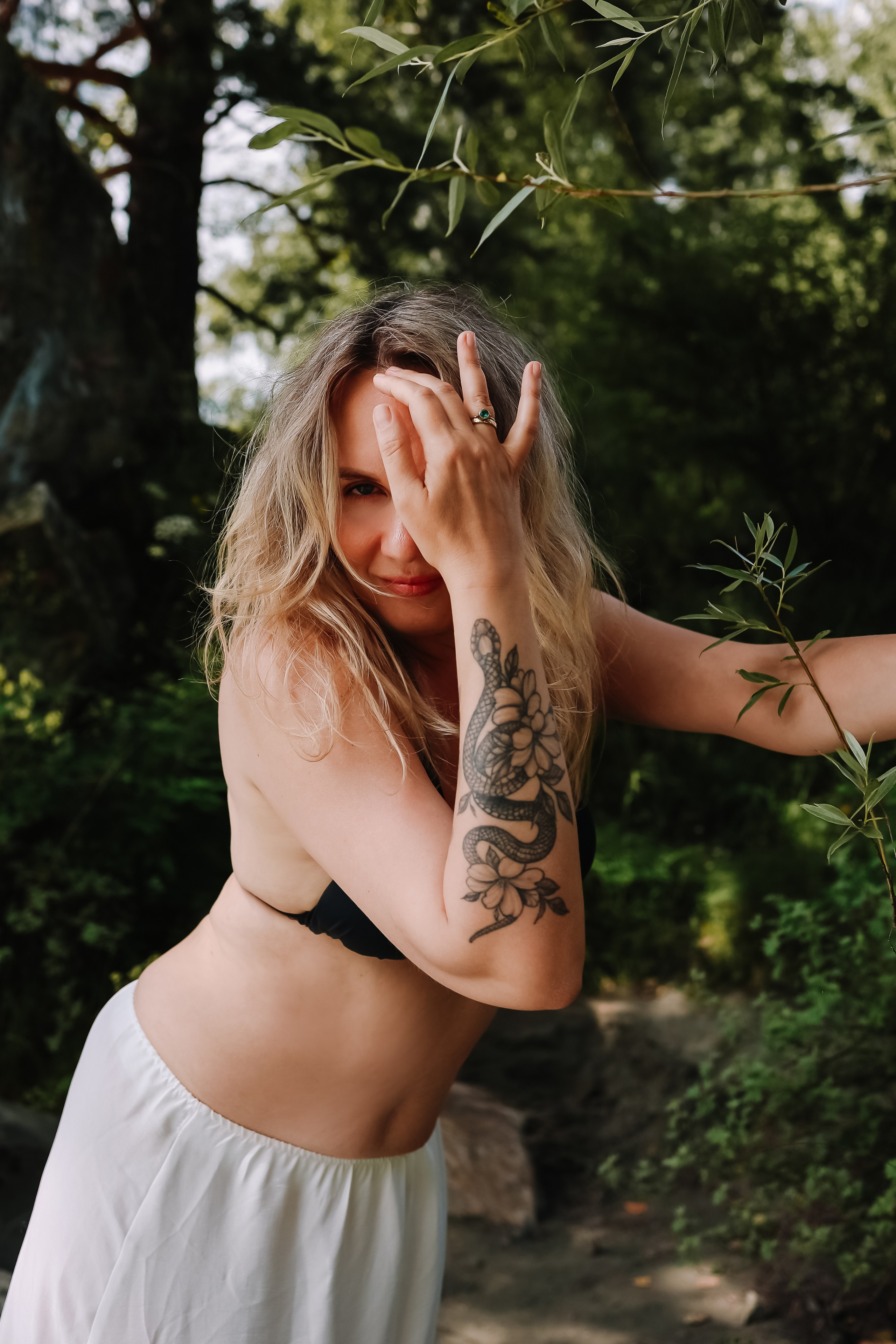 алёна малахова фотограф новосибирск семейный детский домашняя фотосессия в новосибирске день рождения репортажная съёмка фотосессия с лошадьми на конюшне деревня алтай  на природе