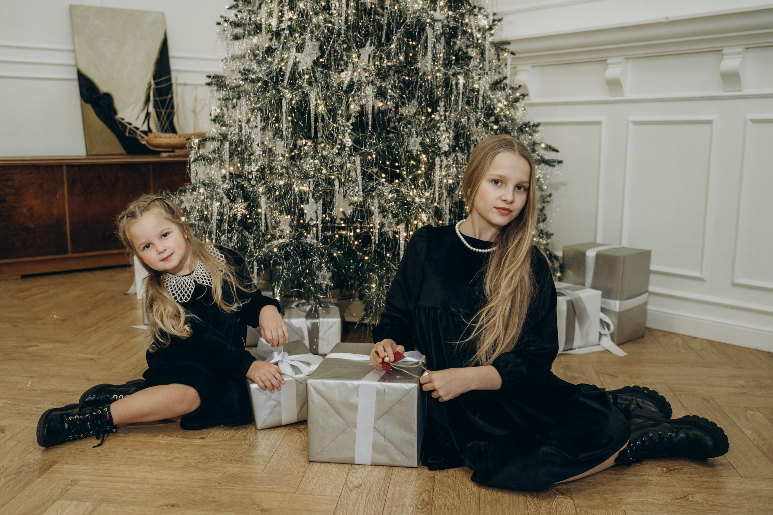 Семейная фотосессия в студии в Дмитрове. Свадебный фотограф в Дмитрове