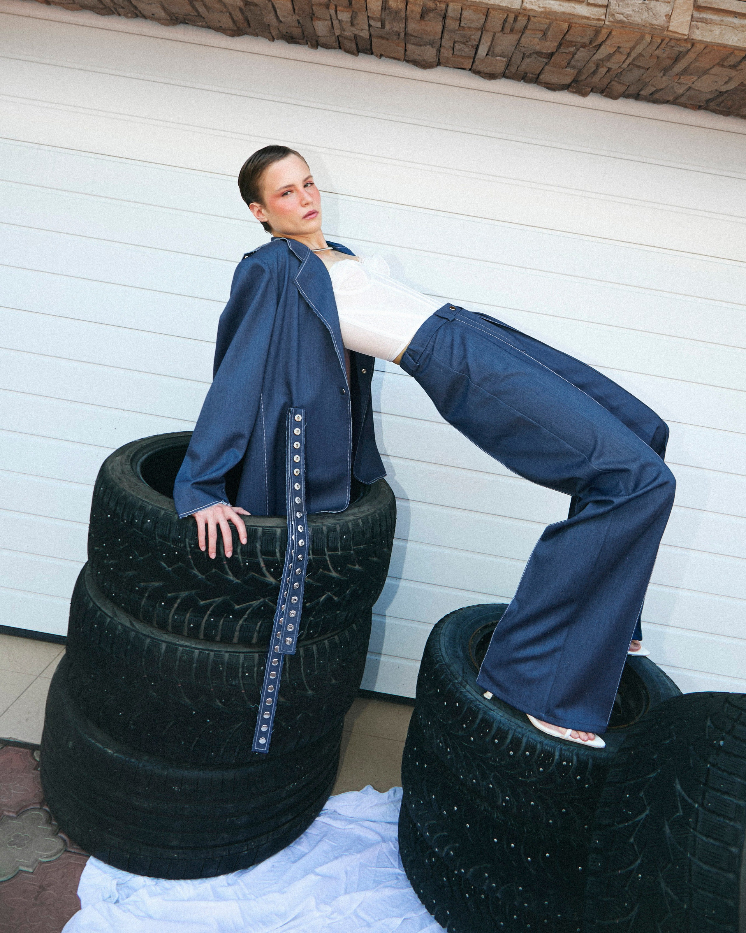 Deviant. Arina Kharakhashian