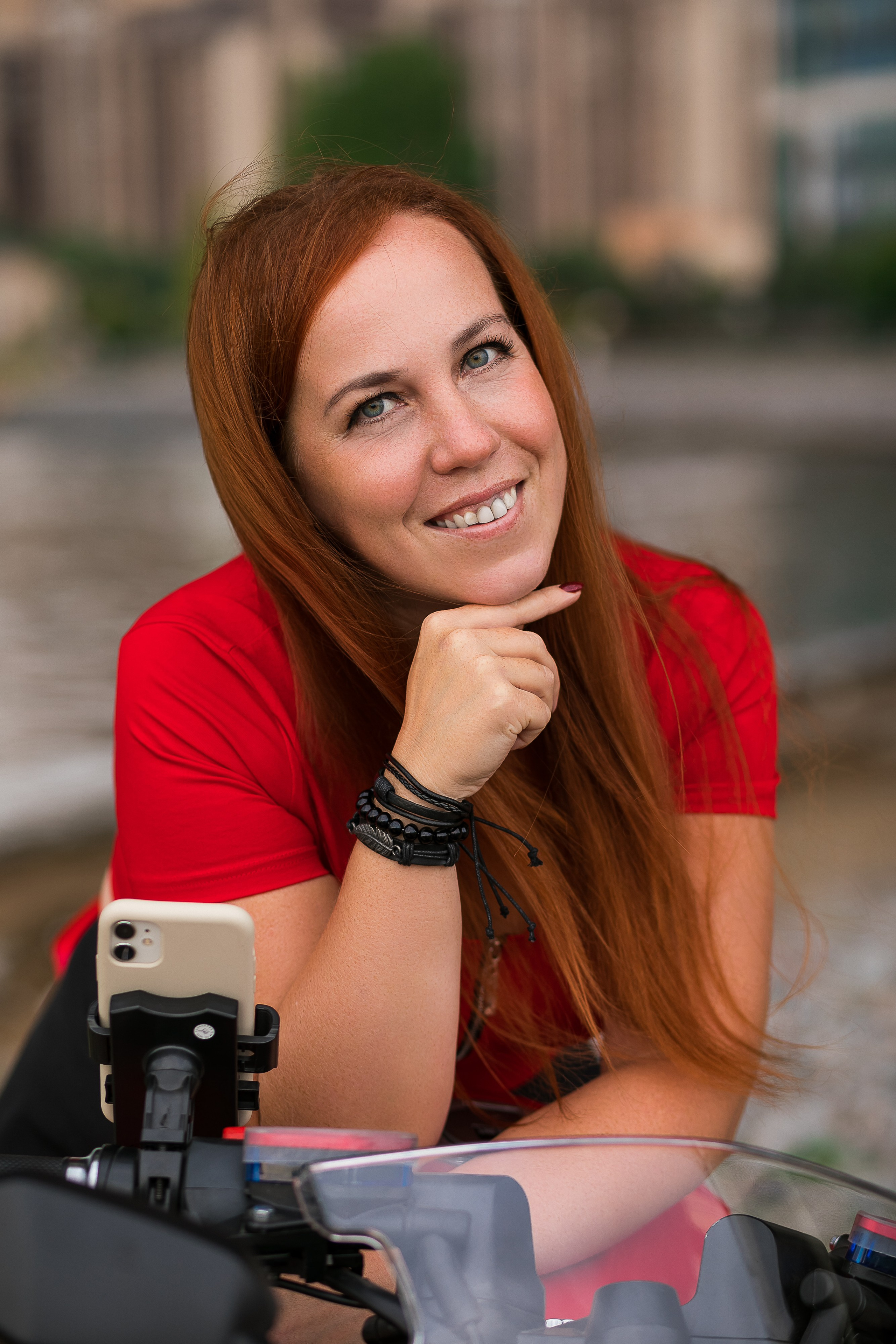 Фотосессия на мотоцикле для девушки. Семейный и свадебный фотограф в Санкт-Петербурге Таша Семёнова