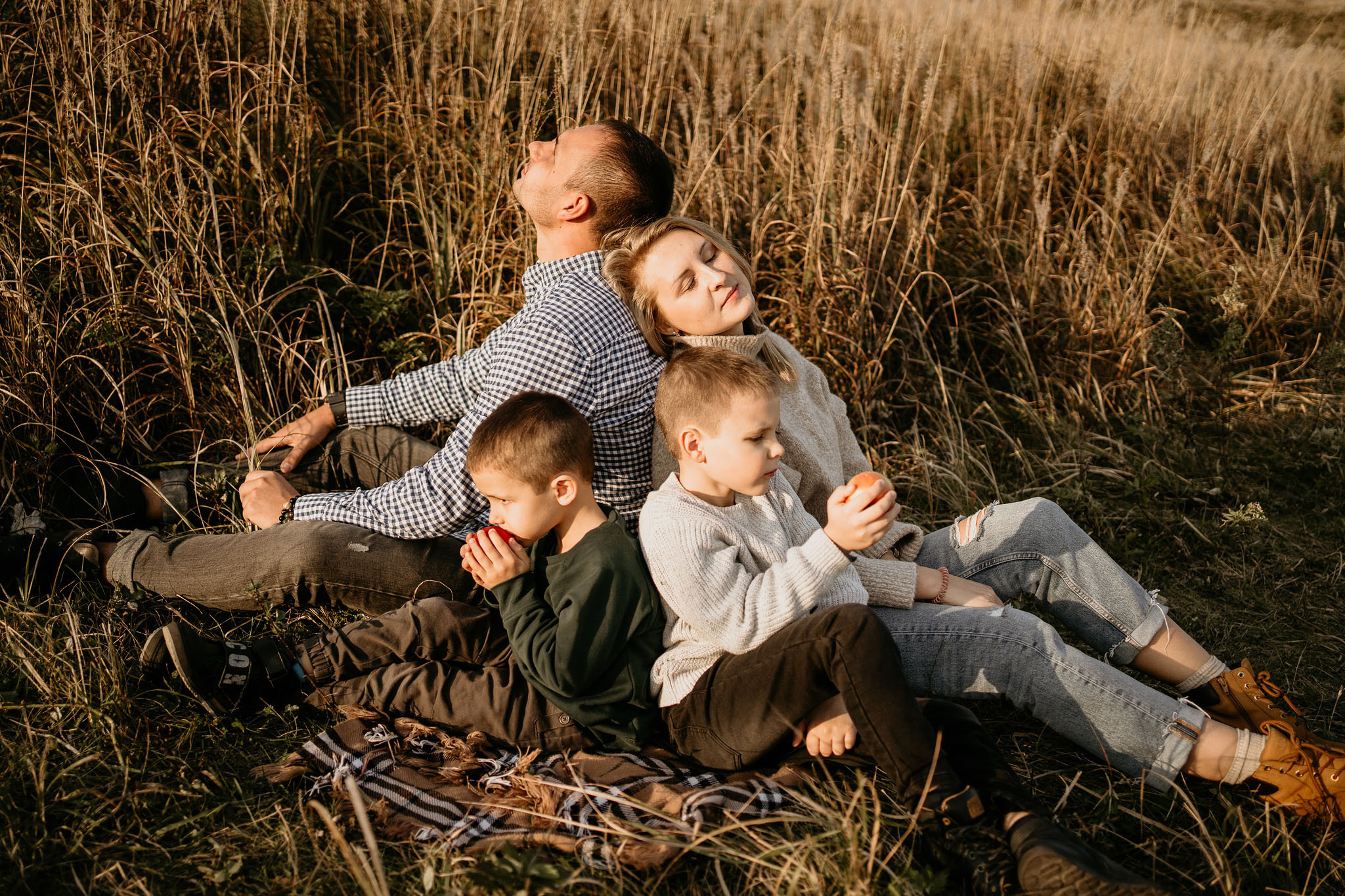 ОСЕННИЕ ПРОГУЛКИ. Wedding and family photographer in Vladivostok Anton Blokhin