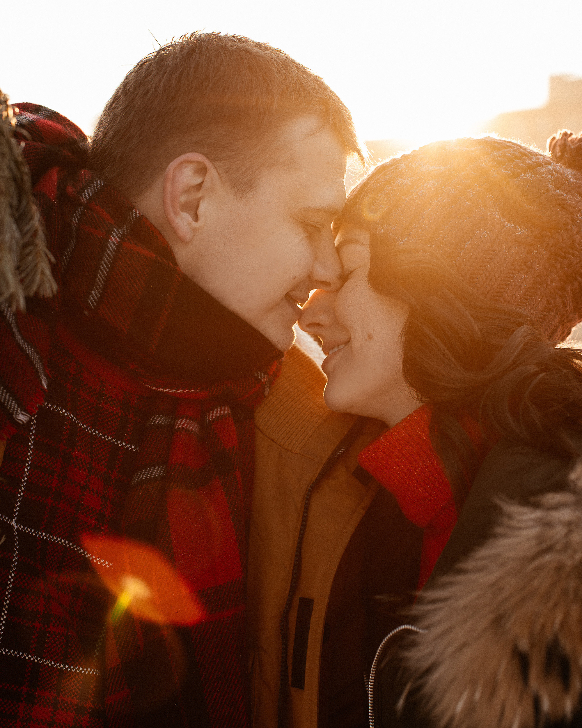 Фотосессия с ёлкой на улице. Фотограф во Владивостоке Антон Блохин