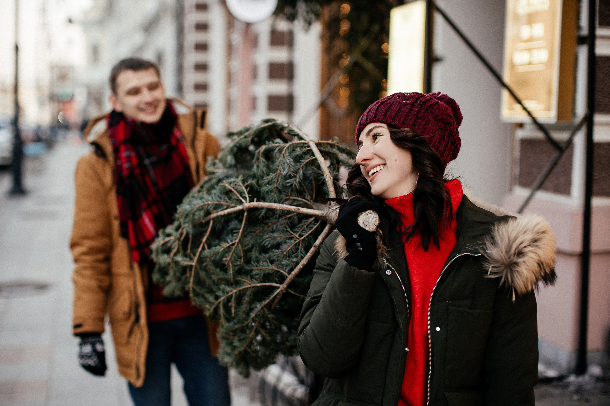 Фотосессия с ёлкой на улице. Фотограф во Владивостоке Антон Блохин