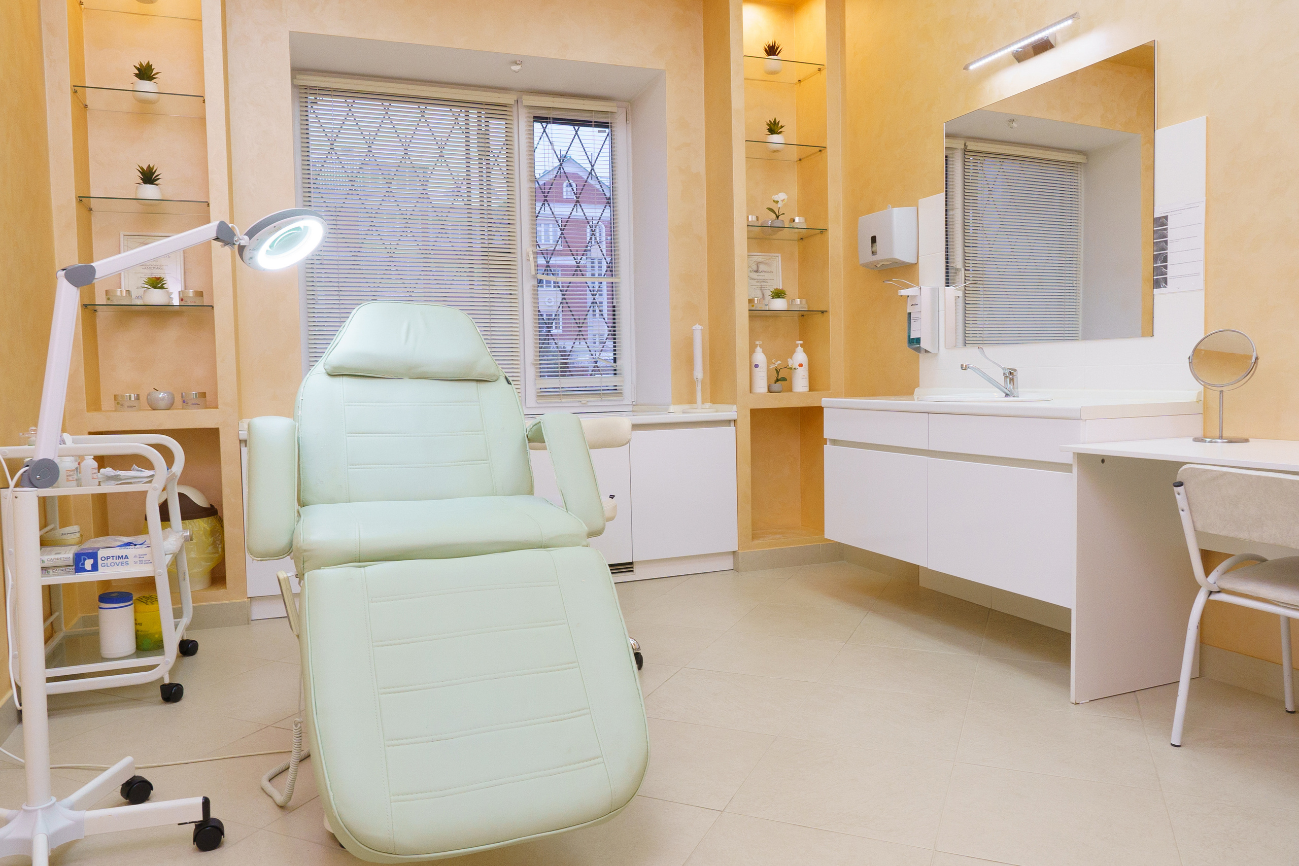 Медицинские центры. Фотограф Иван Пичушкин