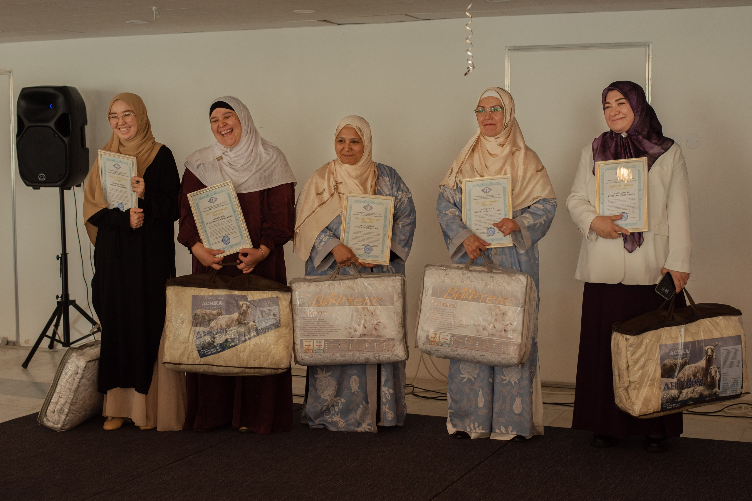 Выпускной в Евразийской женской гуманитарной академии. Лина Курочка — ваш фотограф