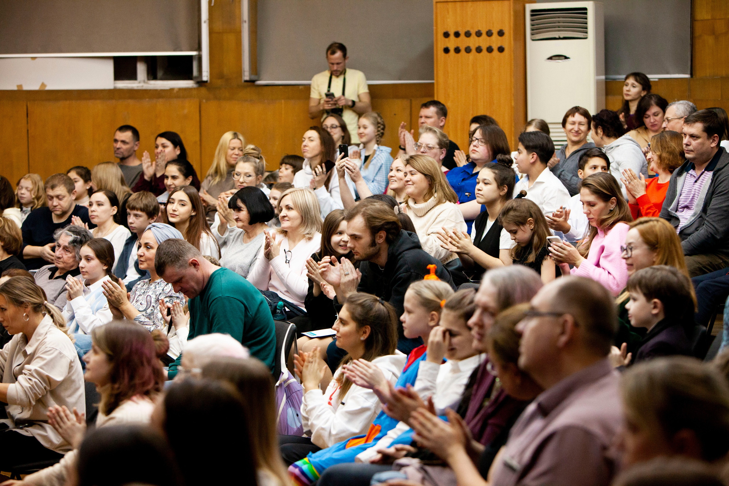 Чтецкий вечер ТАЛАНТИНО. Stanislav Baryshev — People. Emotions. Atmosphere