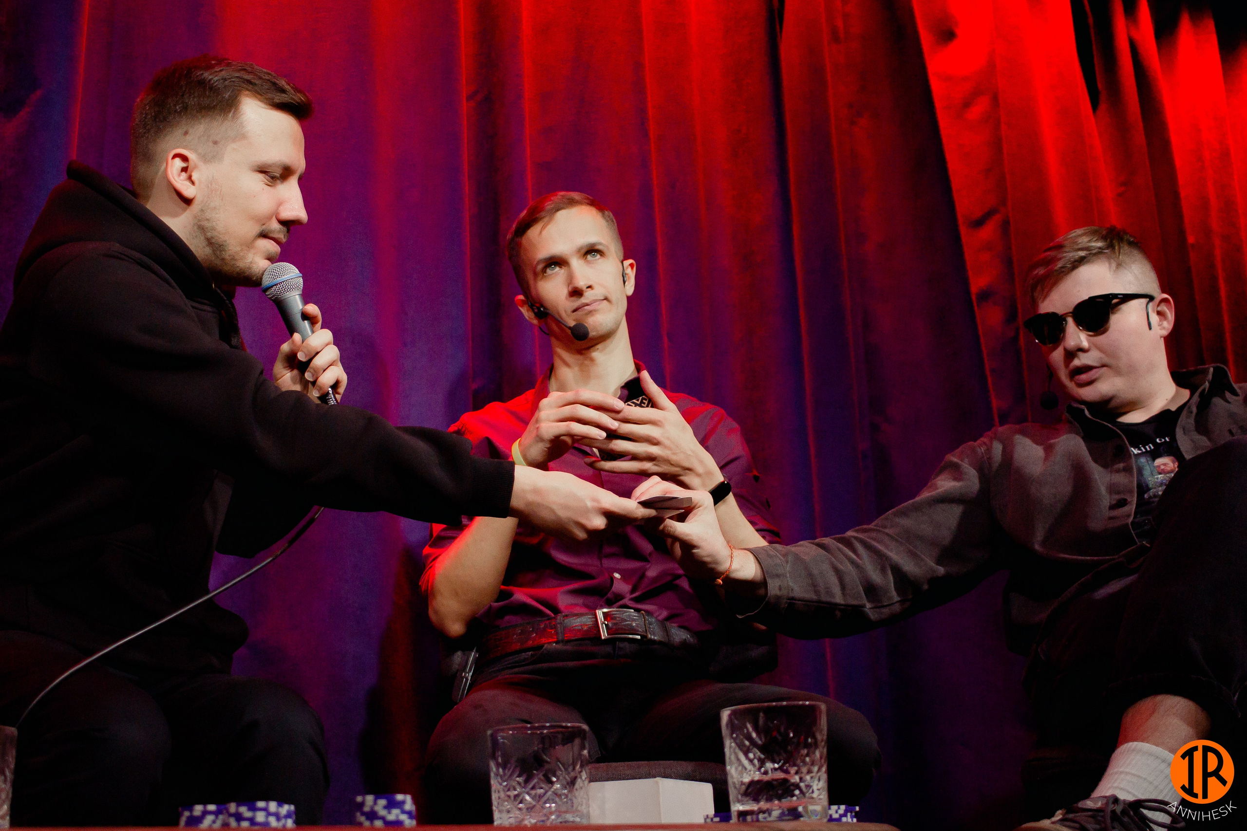 IMPROV RUSSIA. Репортажный фотограф в Москве Кащеева Анна