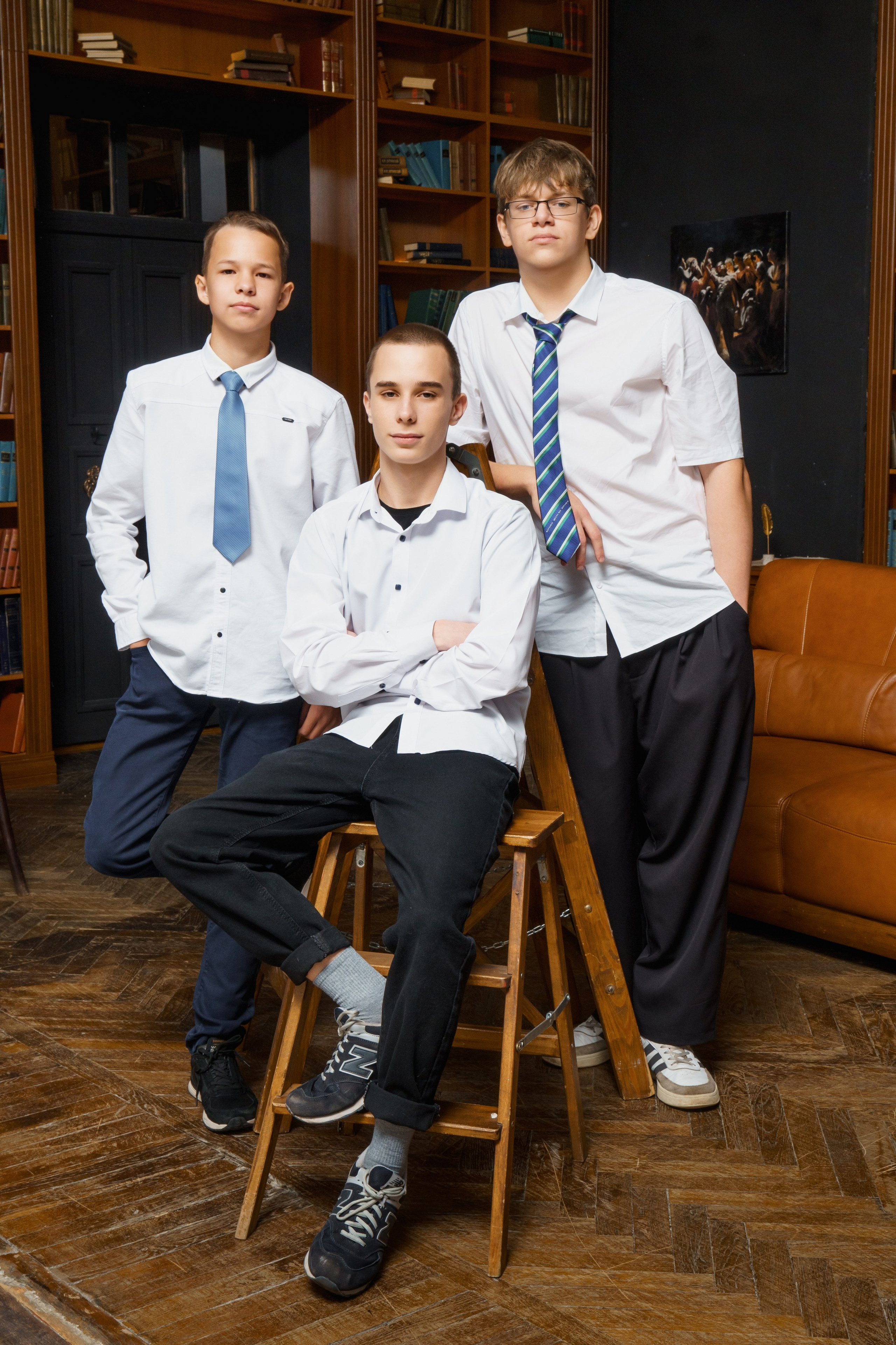 Локация для коллективных кадров № 3. Выпускные альбомы клевербук Воронеж