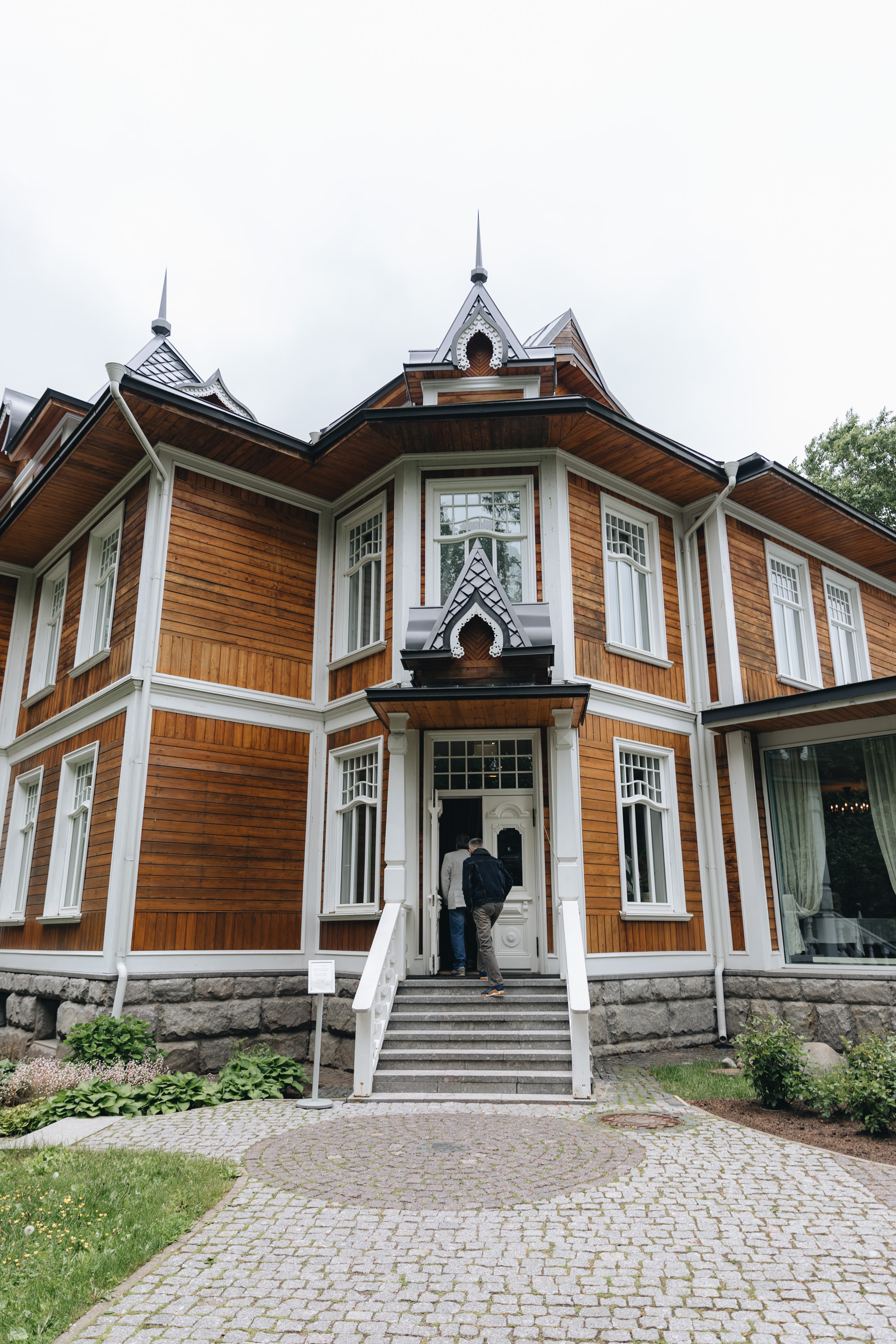 Кирилл и Дарья. Свадебный фотограф и видеограф — Сергей и Дарья