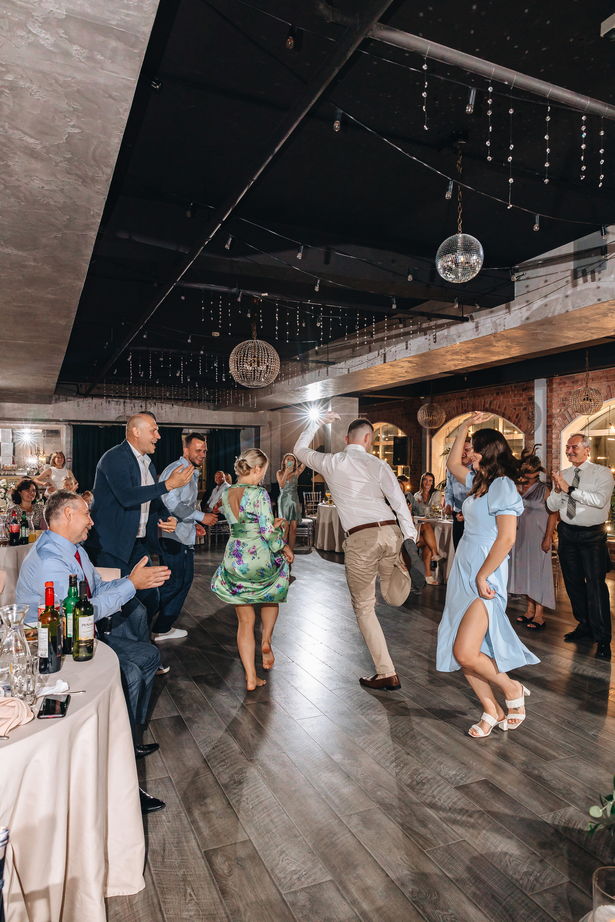 Александр и Ксения. Свадебный фотограф и видеограф — Сергей и Дарья