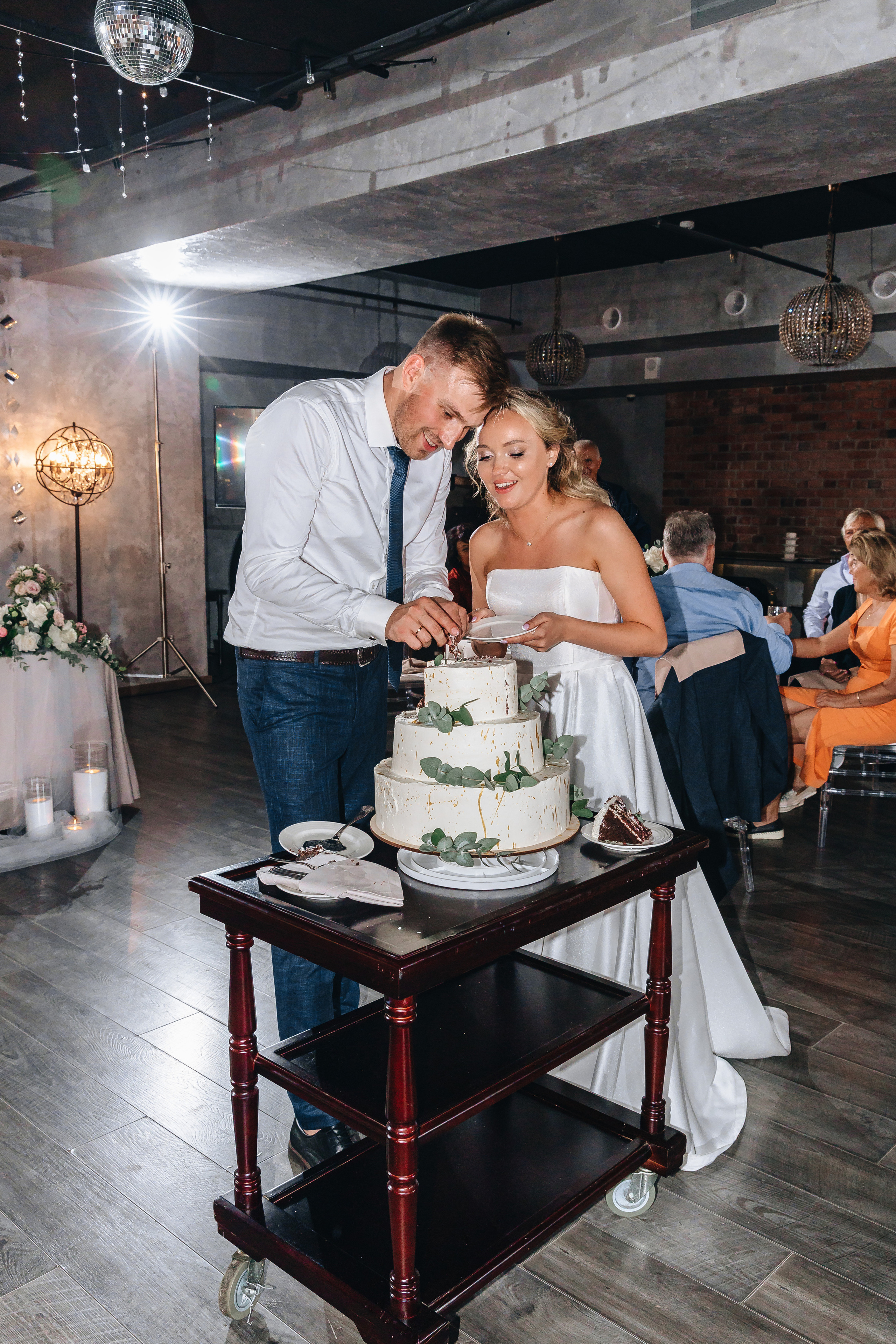 Александр и Ксения. Свадебный фотограф и видеограф — Сергей и Дарья