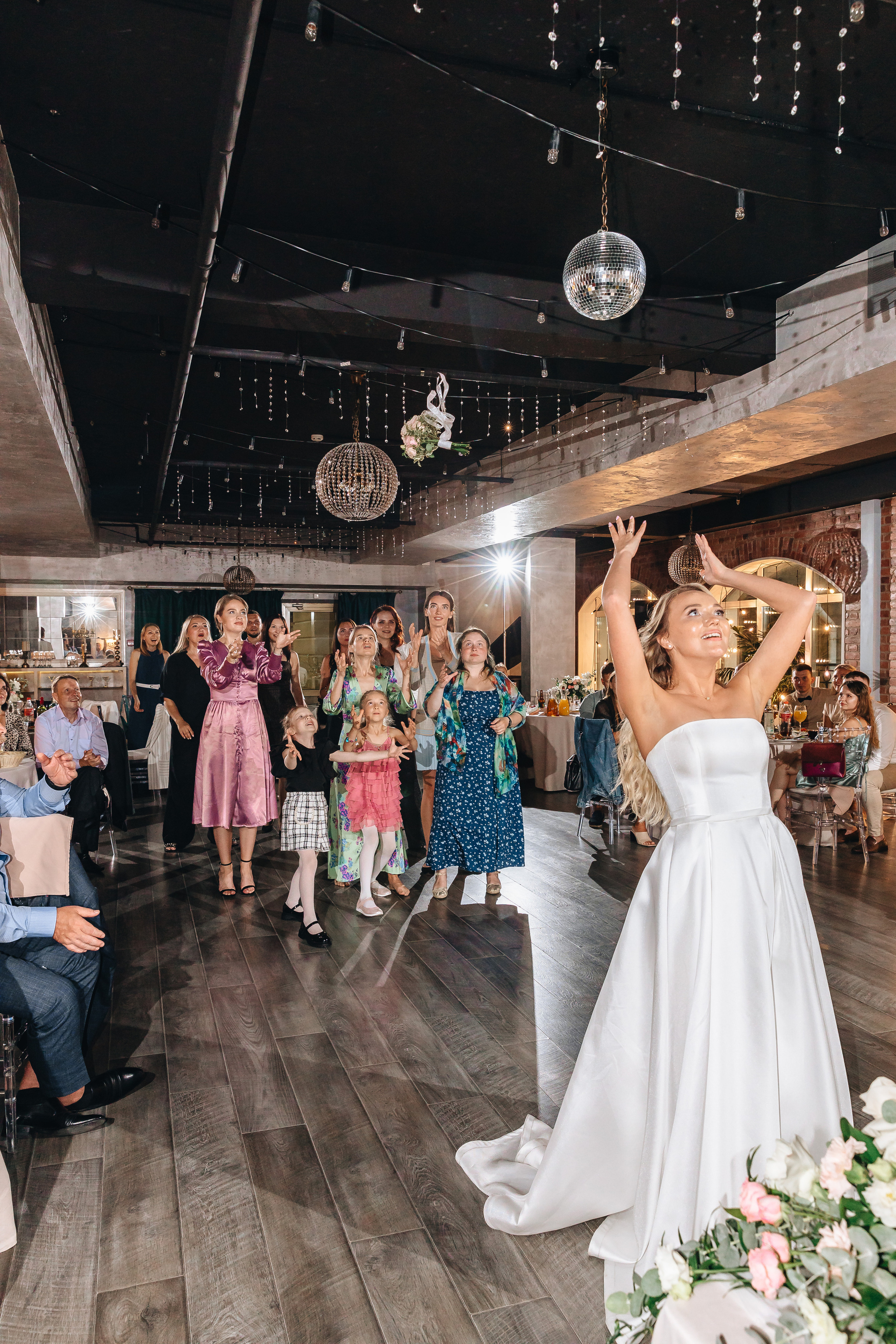 Александр и Ксения. Свадебный фотограф и видеограф — Сергей и Дарья