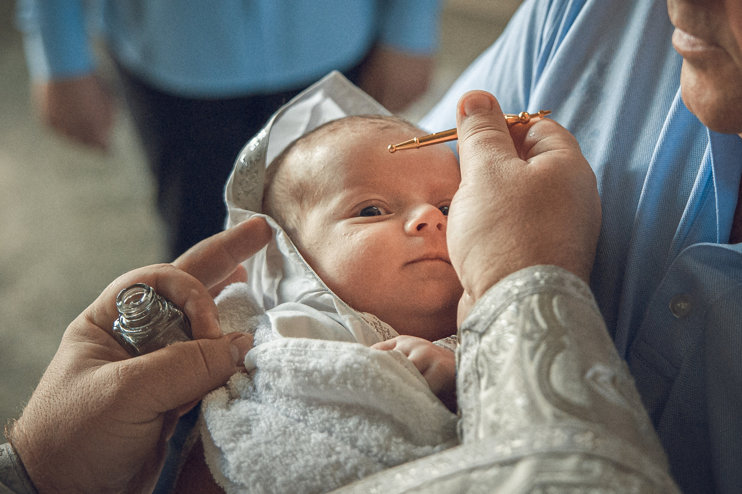 Фотограф на крещение Старый Оскол фотосессия на крестины Наталья Беседина церковный фотограф венчание фотосъемка крестин таинство фото миропомазание