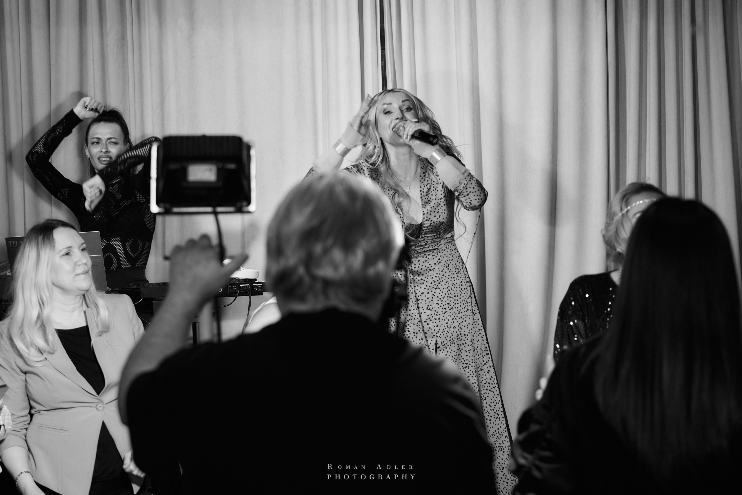 Концерт Марики (группа Стрелки). Фотограф Роман Адлер