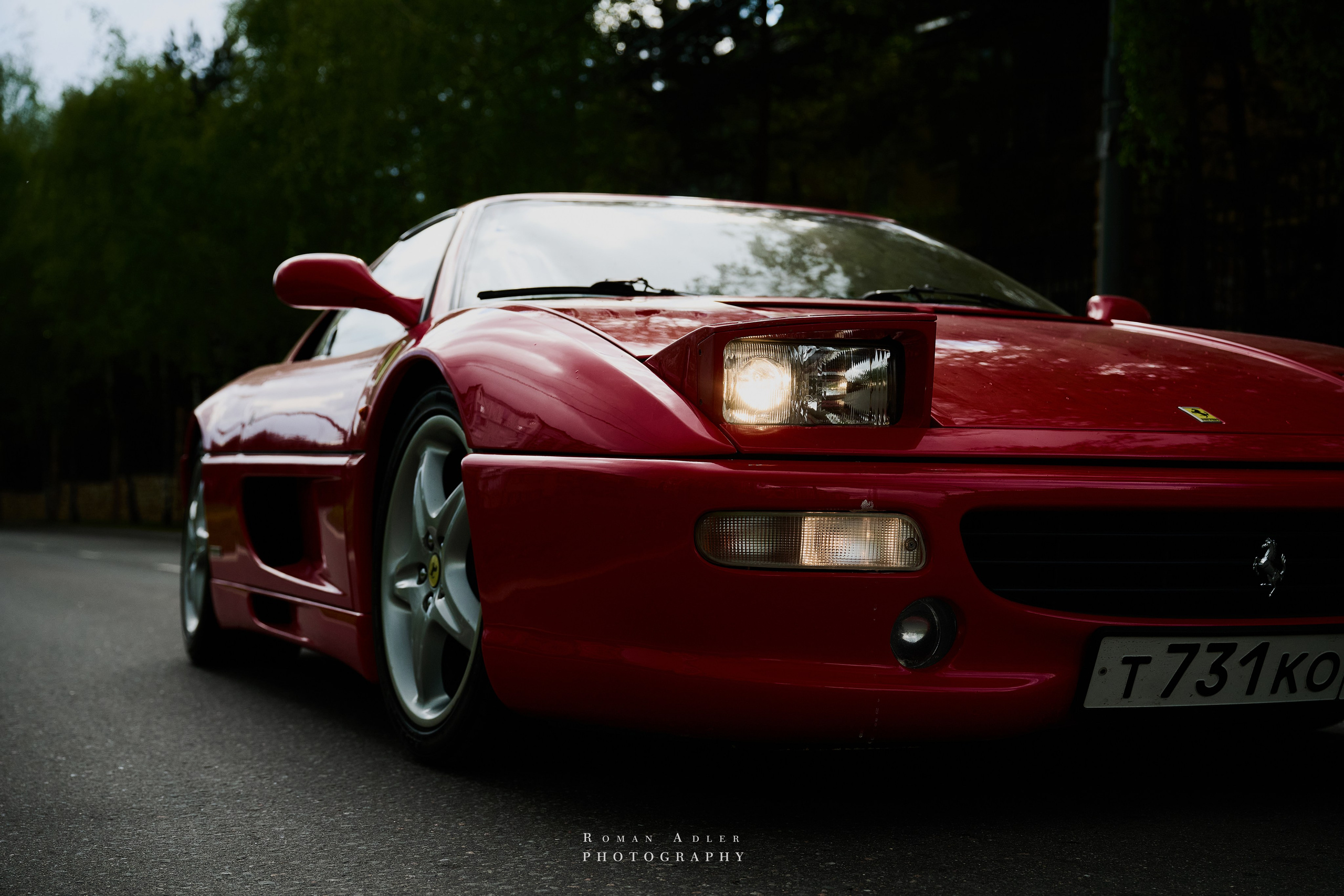 Ferrari 355 GTS. Фотограф Роман Адлер