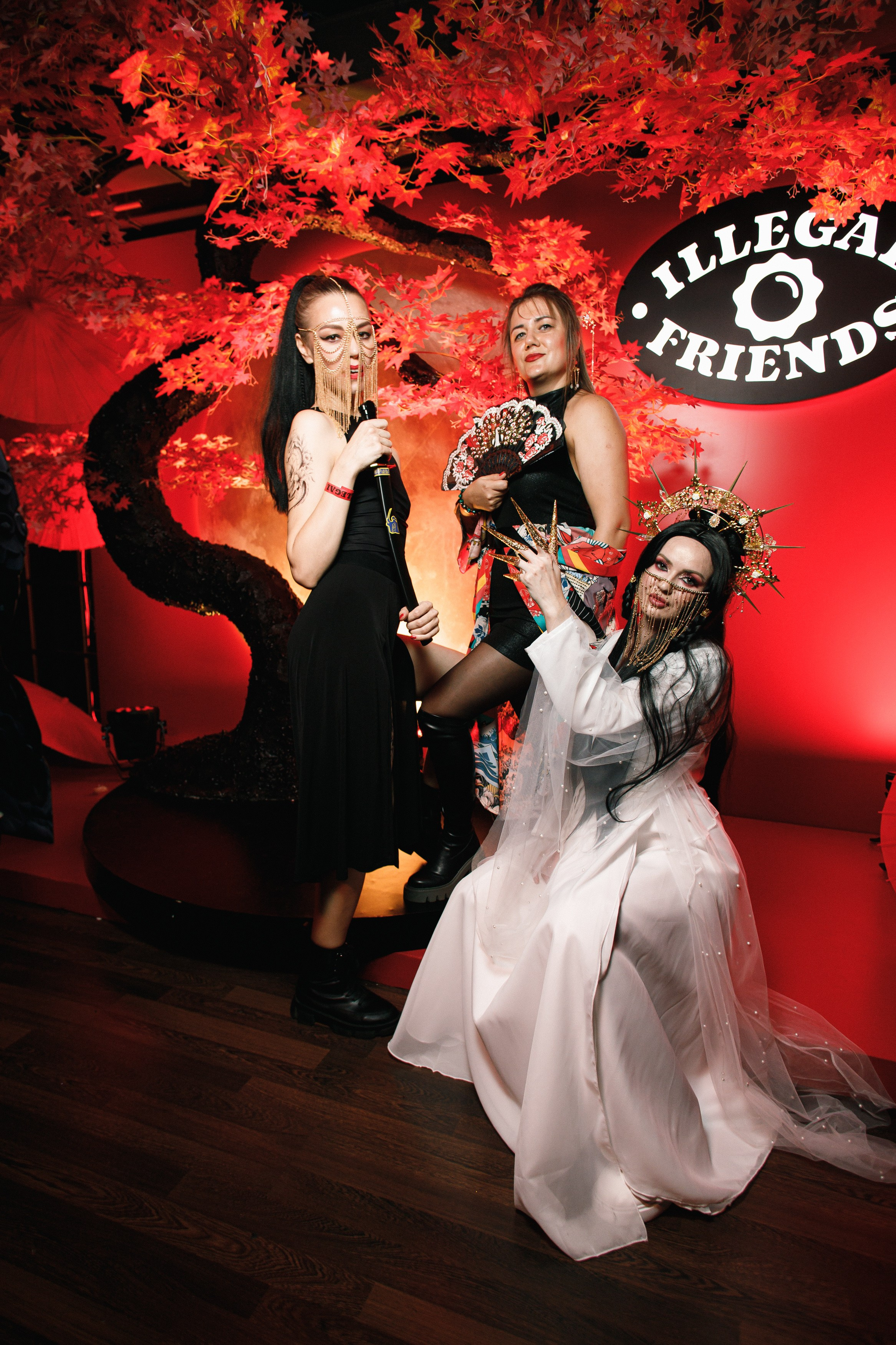 ILLEGAL FRIENDS | ASIA. СВОИ. ФОТООТЧЕТЫ-СОБЫТИЯ-МЕСТА