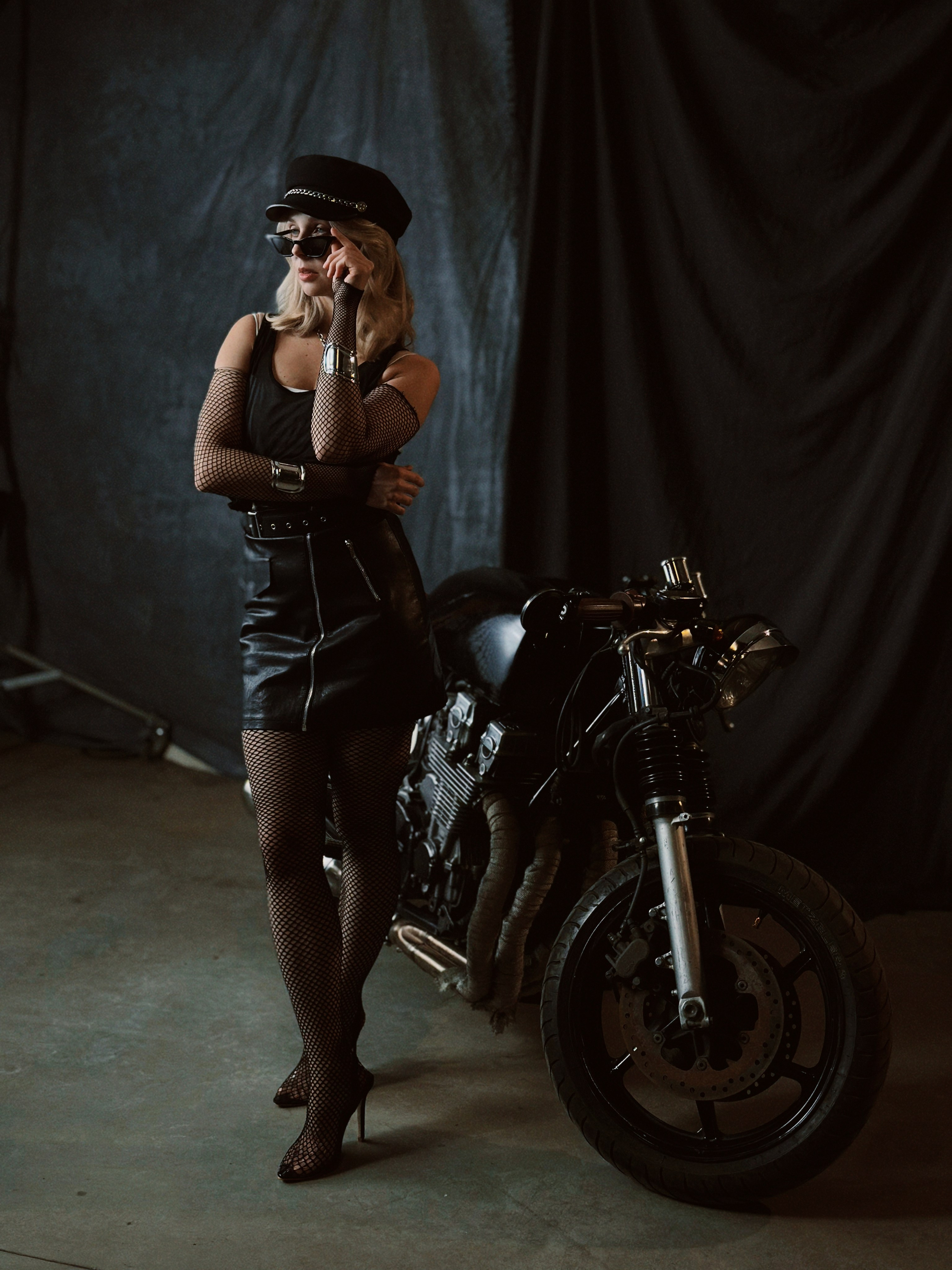 Кристина. Hmliber — фотограф и контент-креатор из Петербурга