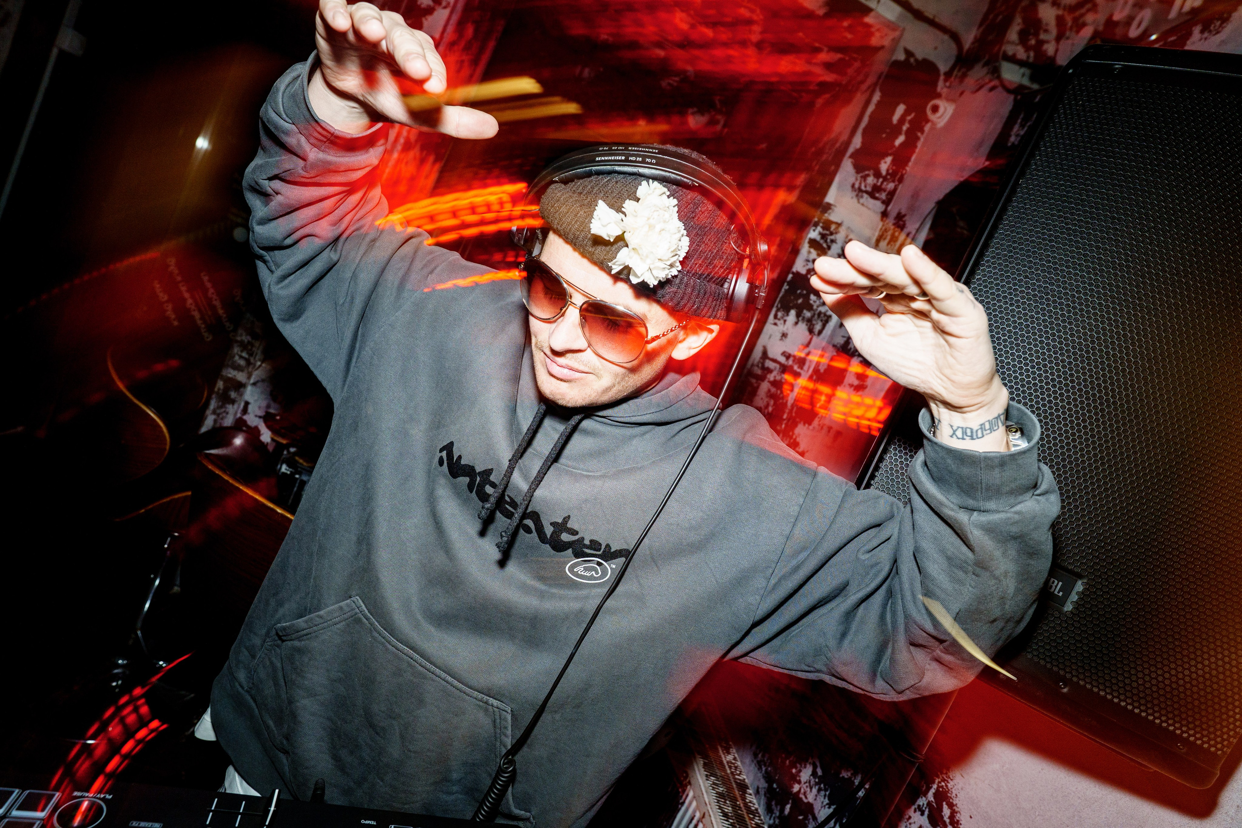 From NSK to SPB. Dj Enott. Концертный и репортажный фотограф в Санкт-Петербурге Слава Пахомов