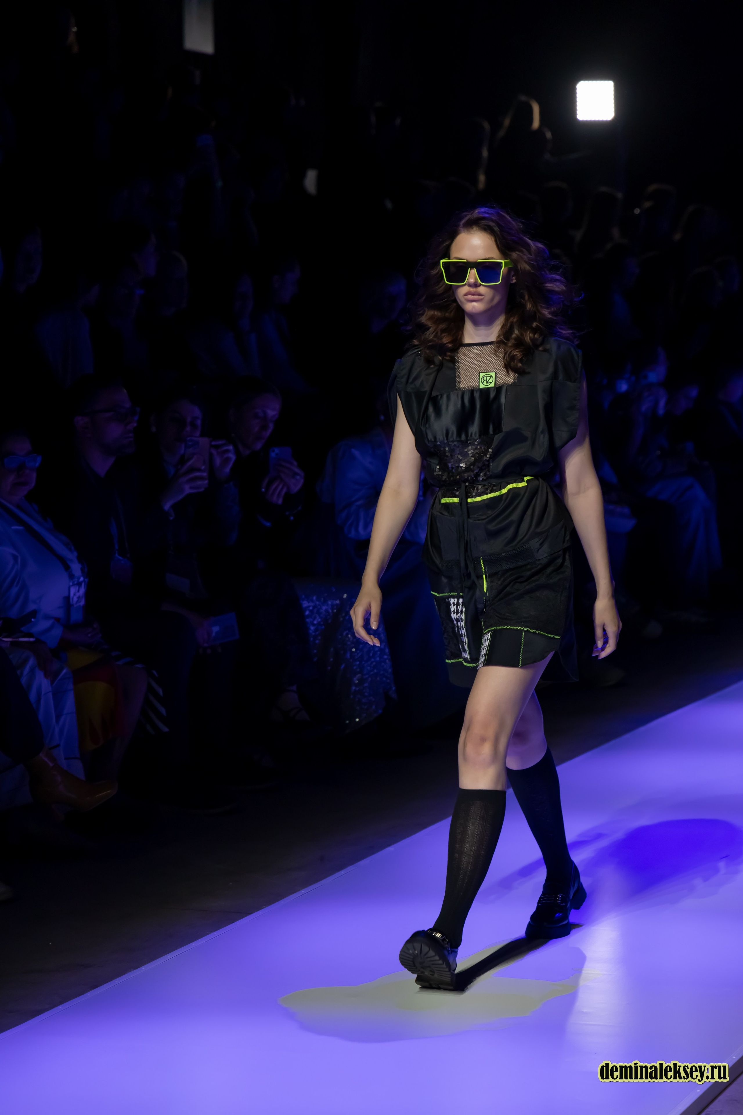 Московская неделя моды 2024 4 октября дизайнер RAEGITAZORO Индонезия. Репортажный, семейный и студийный фотограф в Москве Демин Алексей