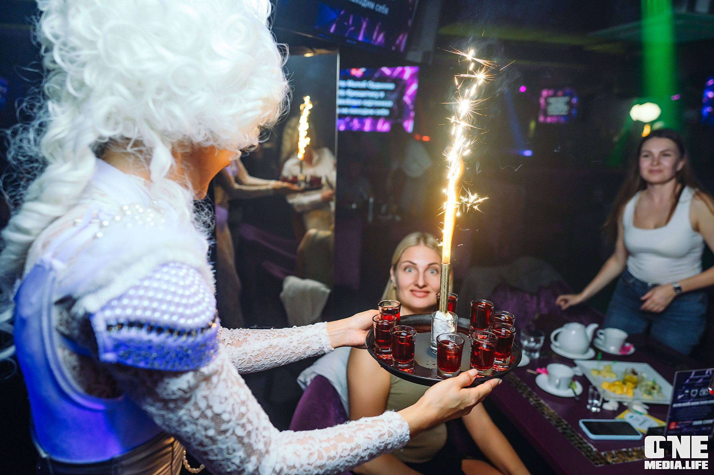 Фоторепортаж из караоке-клуба Эйфория. One Media Life: фоторепортажи, фотоотчеты с мероприятий и заведений