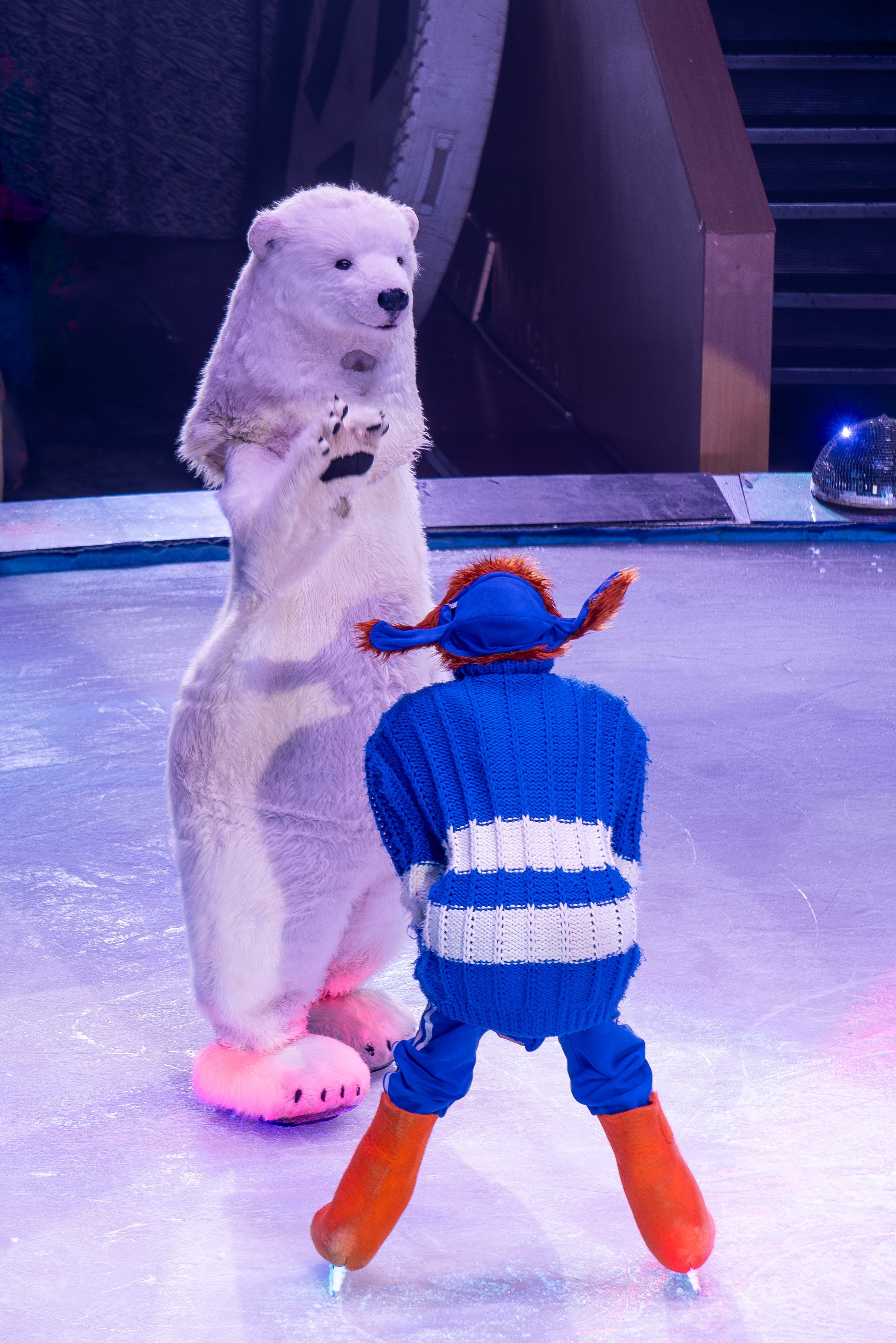 Цирк на льду «Айсберг» в Луганске. Фотограф в РФ и ЛНР Юлия Федосеева