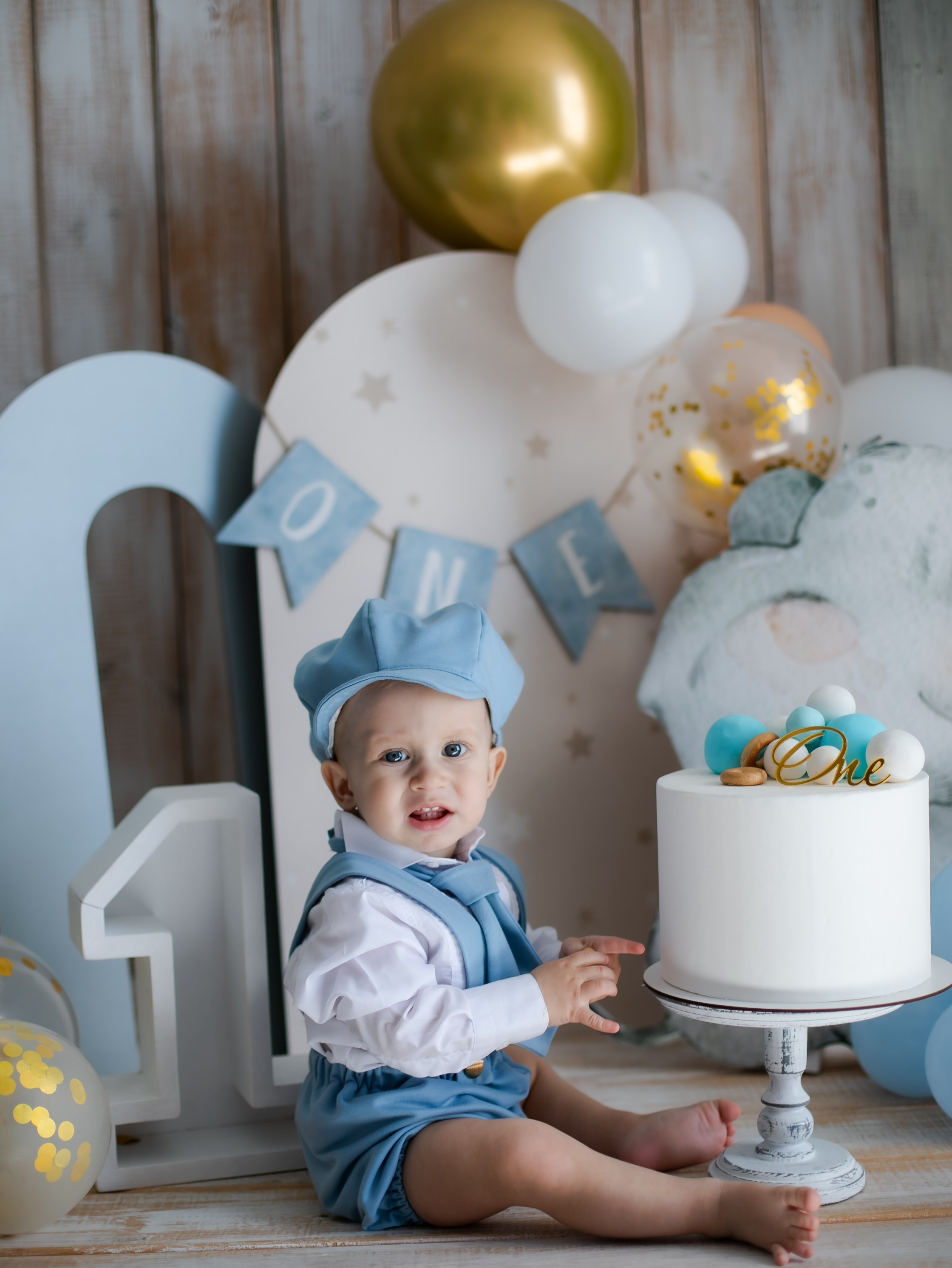 Годик. Главная