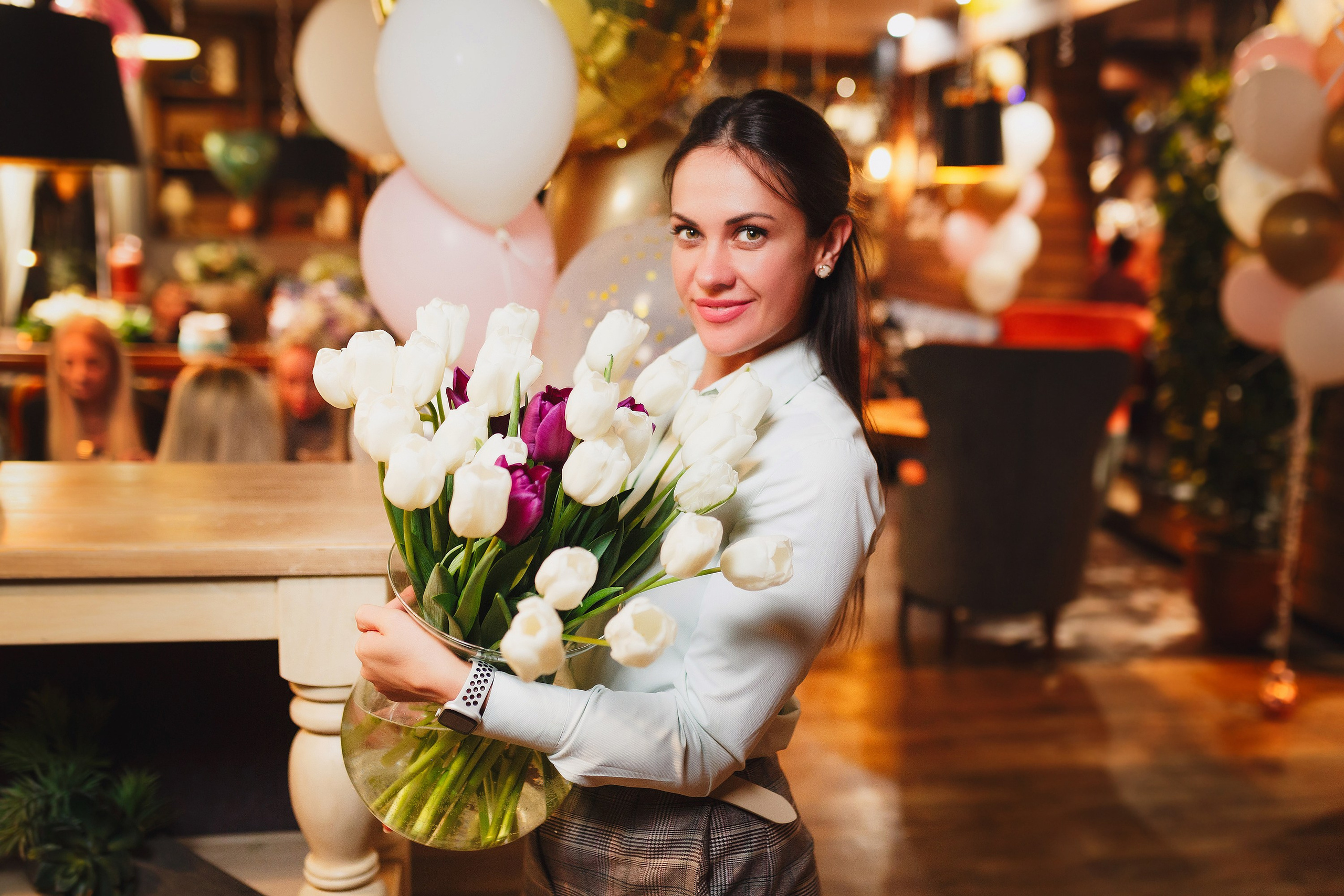 ЗАВЕДЕНИЯ. Roman Photo