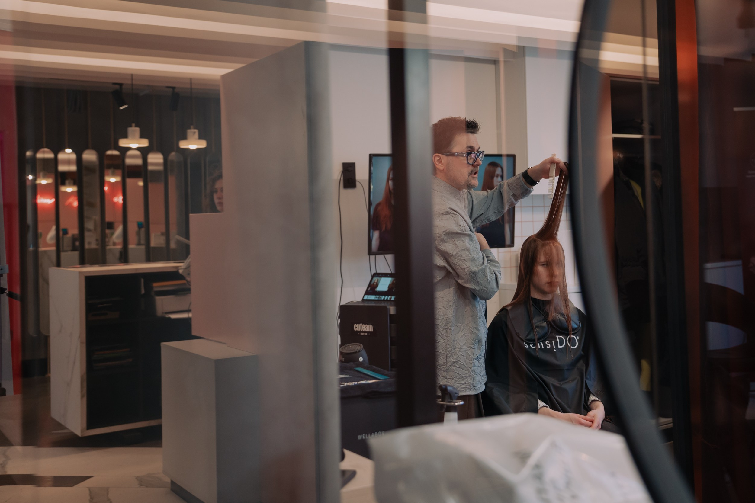 Мастер класс по стрижкам от Олега Курникова. Портретный и репортажный фотограф в Санкт-Петербурге Максим Пашков