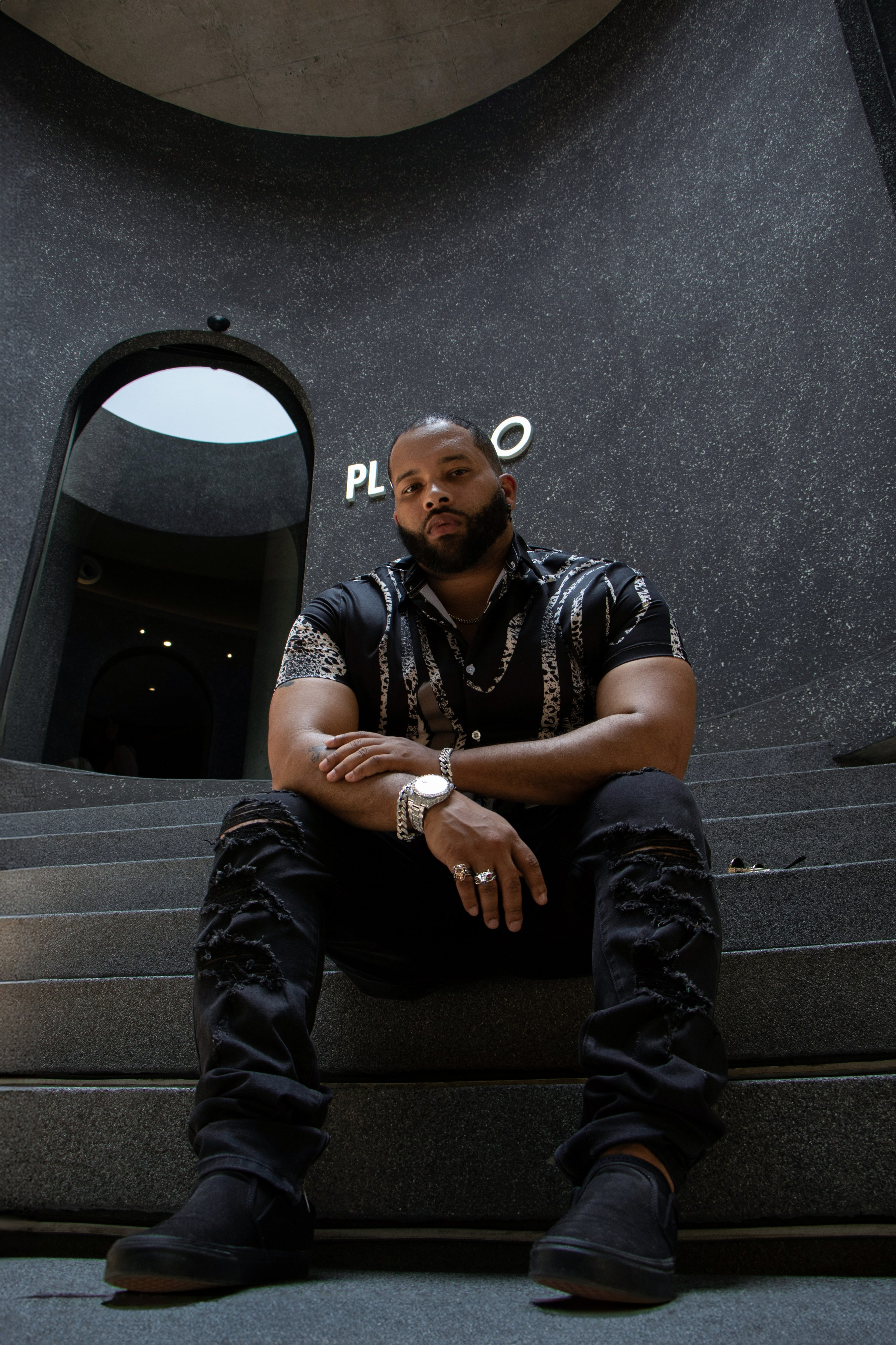 Remi Feliz. Portrait photographer in Thailand