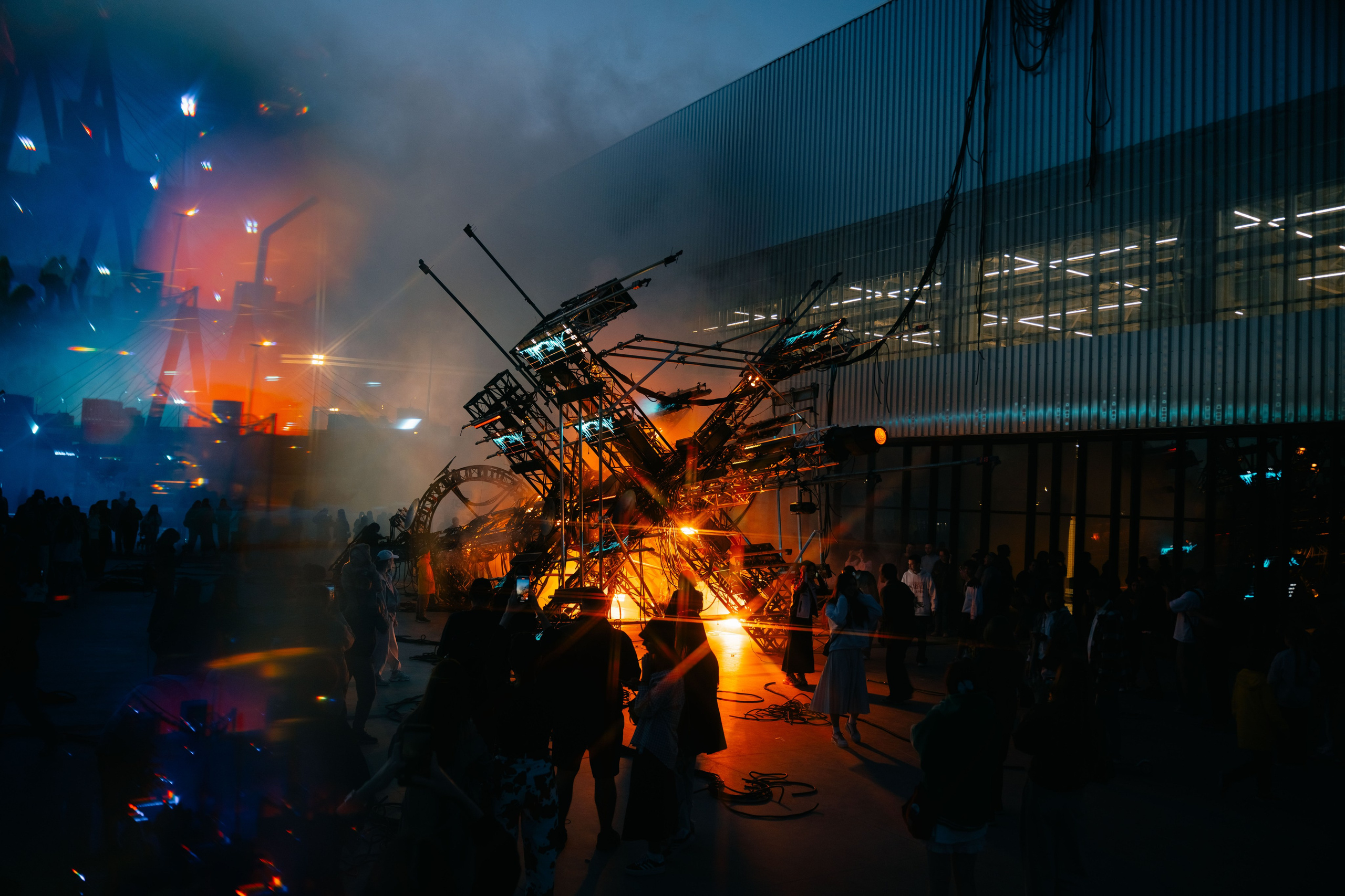 НУР. Инсталляции / 2025. Саша Копылов, фотограф в Казани