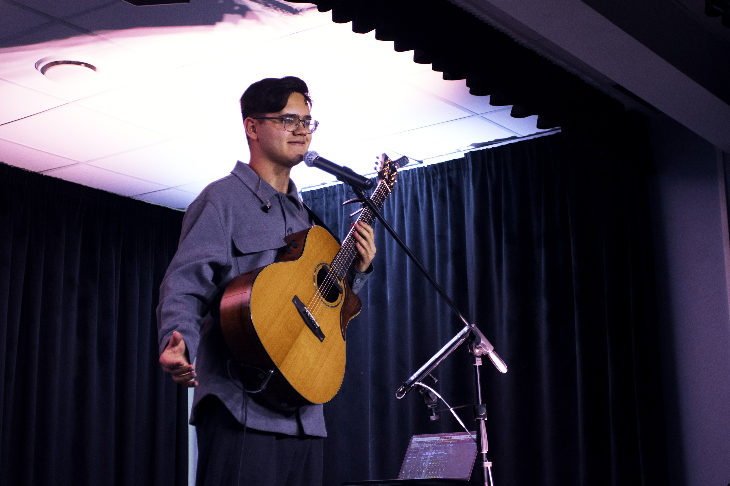 Дамир. Сольный концерт. Design Muginov