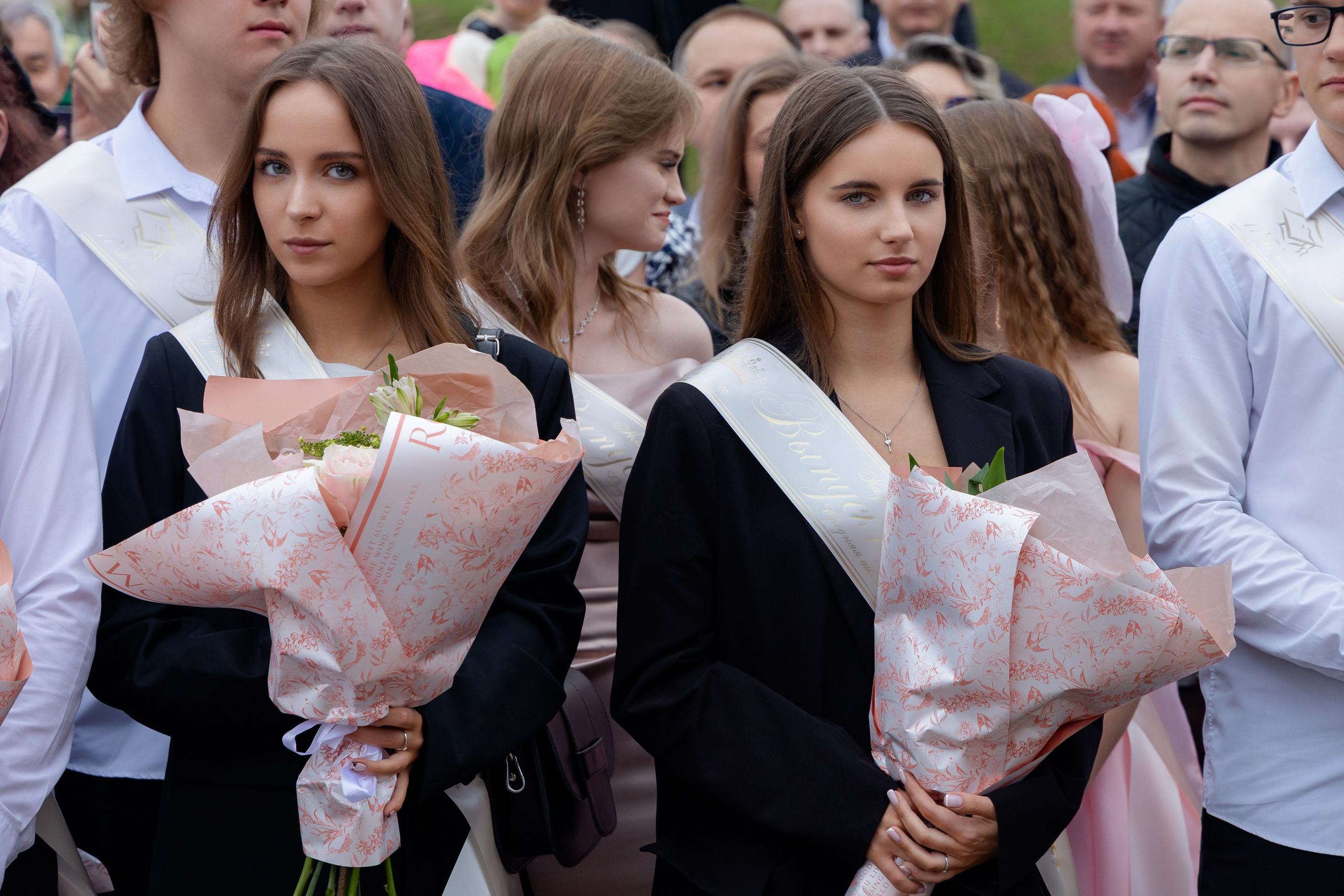 Последний звонок 2025 в Минске. Свадебный фотограф в Минске/Беларуси Сергей Спиридонов