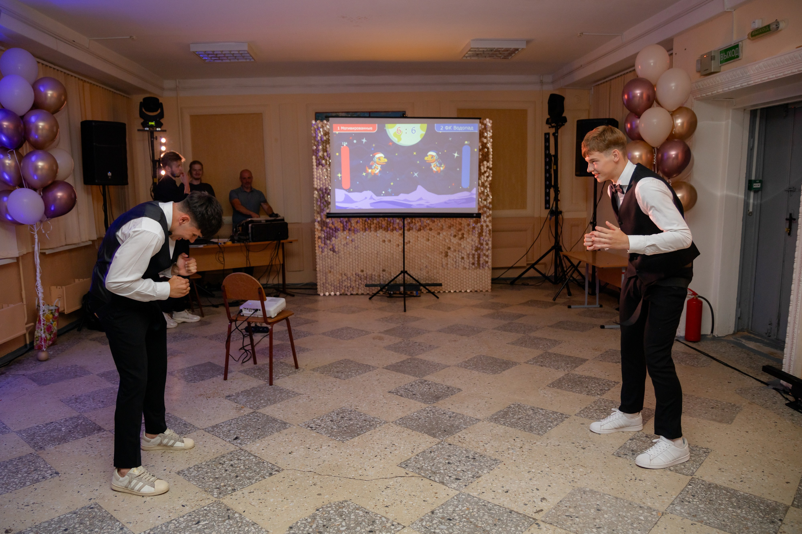 Школьный выпускной 2024 год в Соколе (Минск). Свадебный фотограф в Минске/Беларуси Сергей Спиридонов