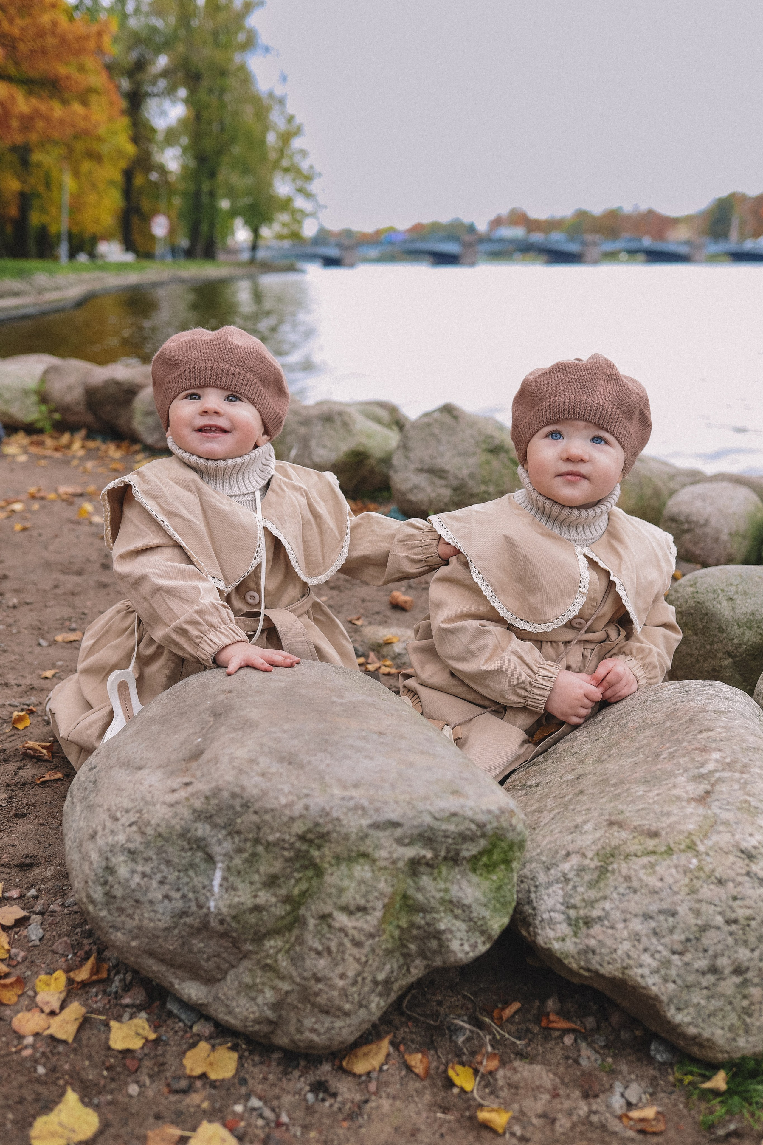 Мамы с дочками в осеннем парке. Фотограф Олеся Беляева | Санкт-Петербург и Ленобласть