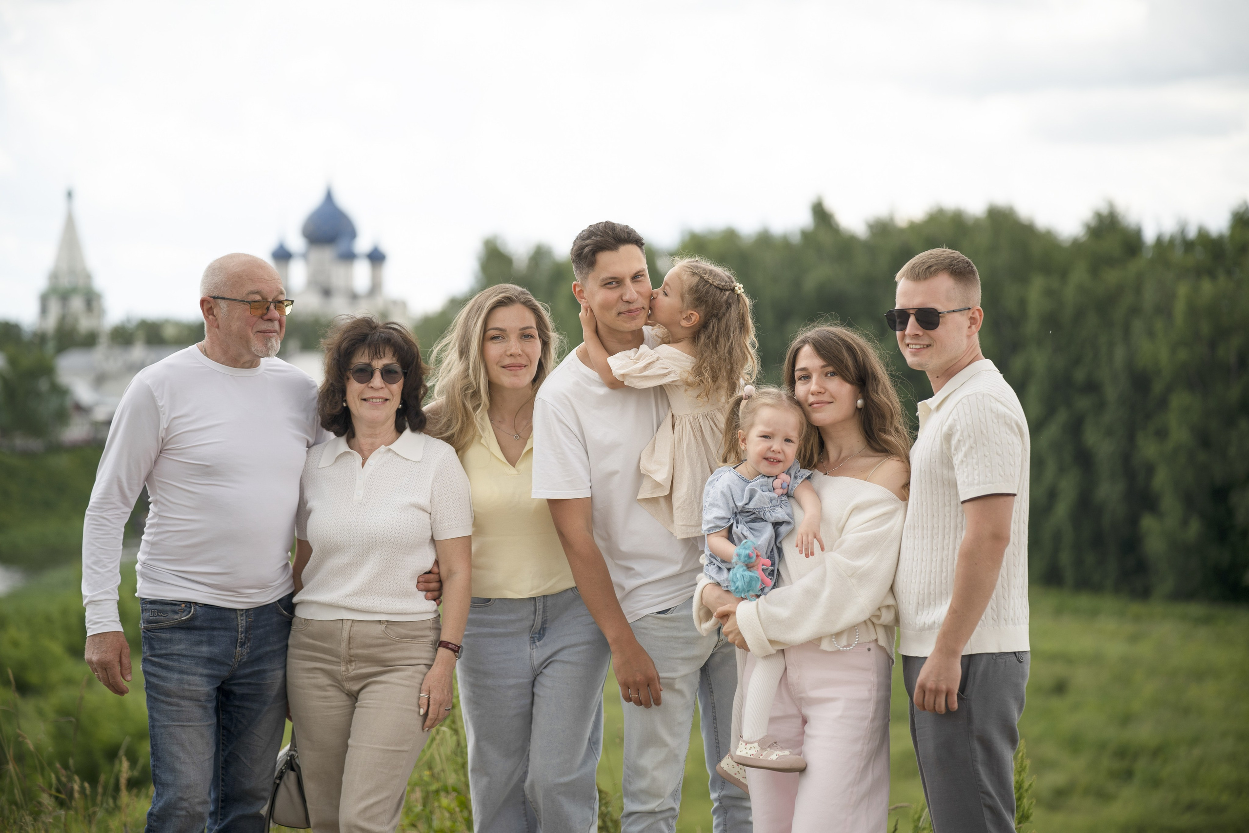 Семейная фотосессия в Суздале. Семейный фотограф в Суздале Елена Кузнецова