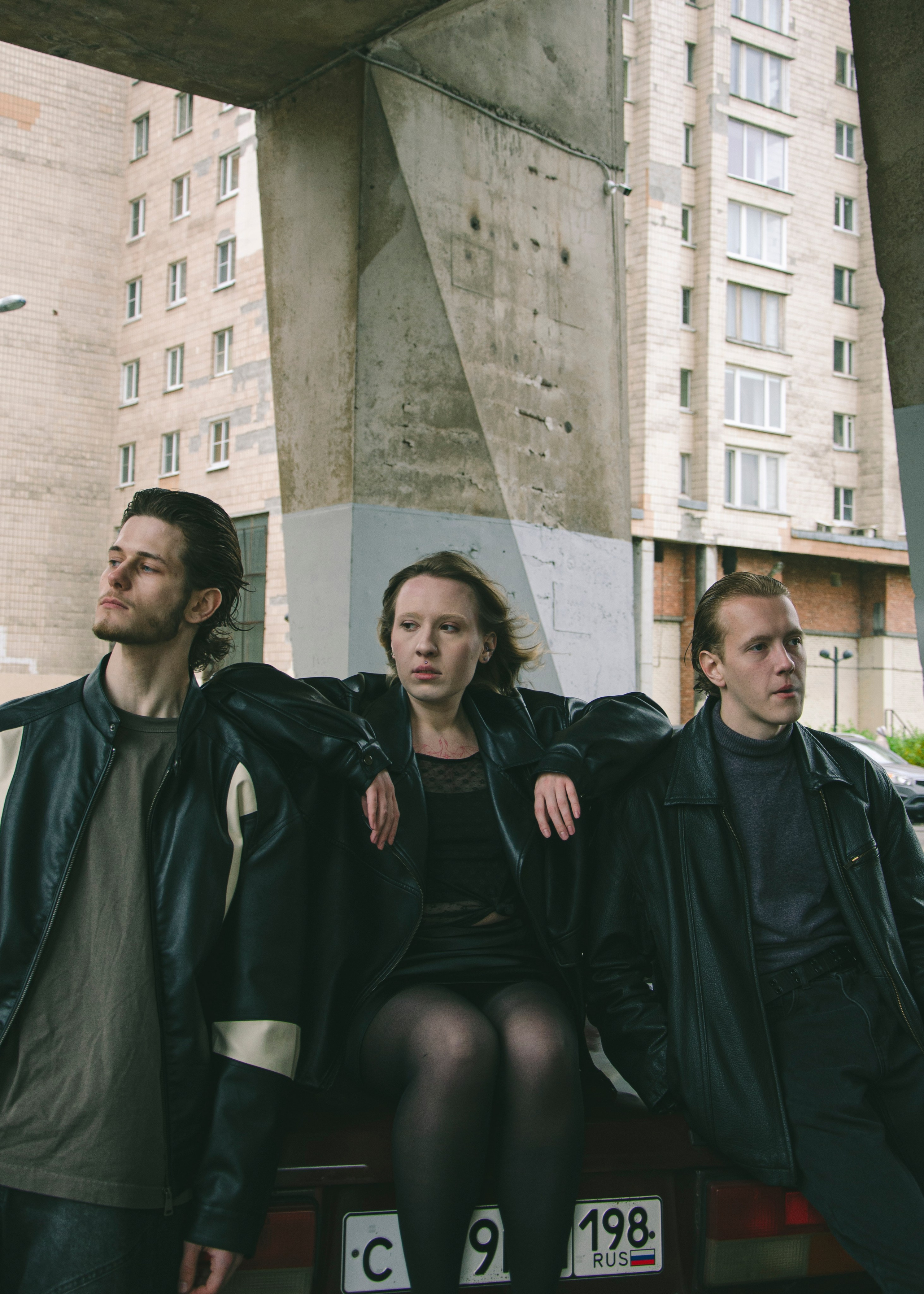 Творческая съемка для стилиста по мужским прическам