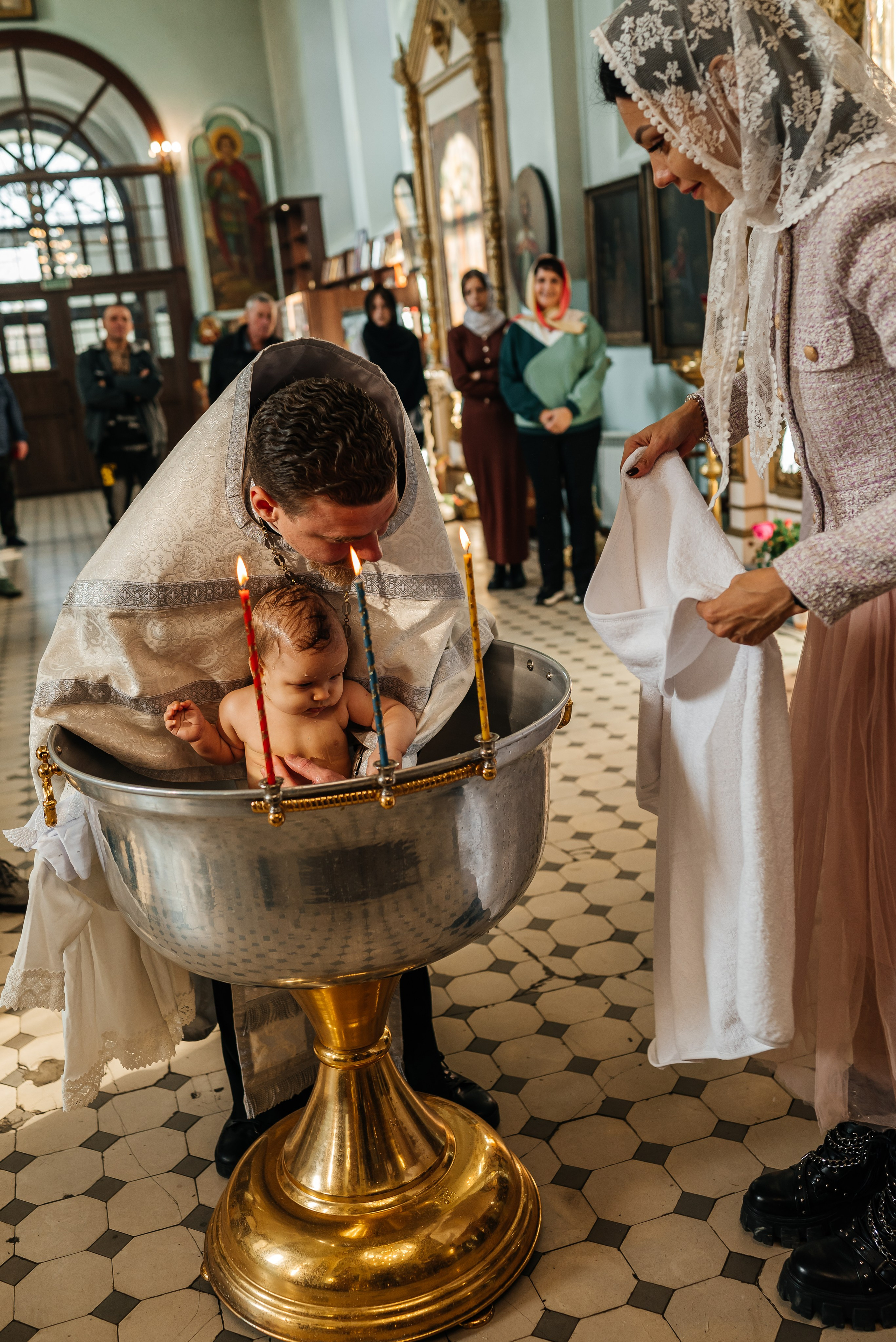 Крещение в Храме Успения Пресвятой Богородицы Гундоровский. Фотограф в Каменске-Шахтинском и парке Лога Ольга Сагал