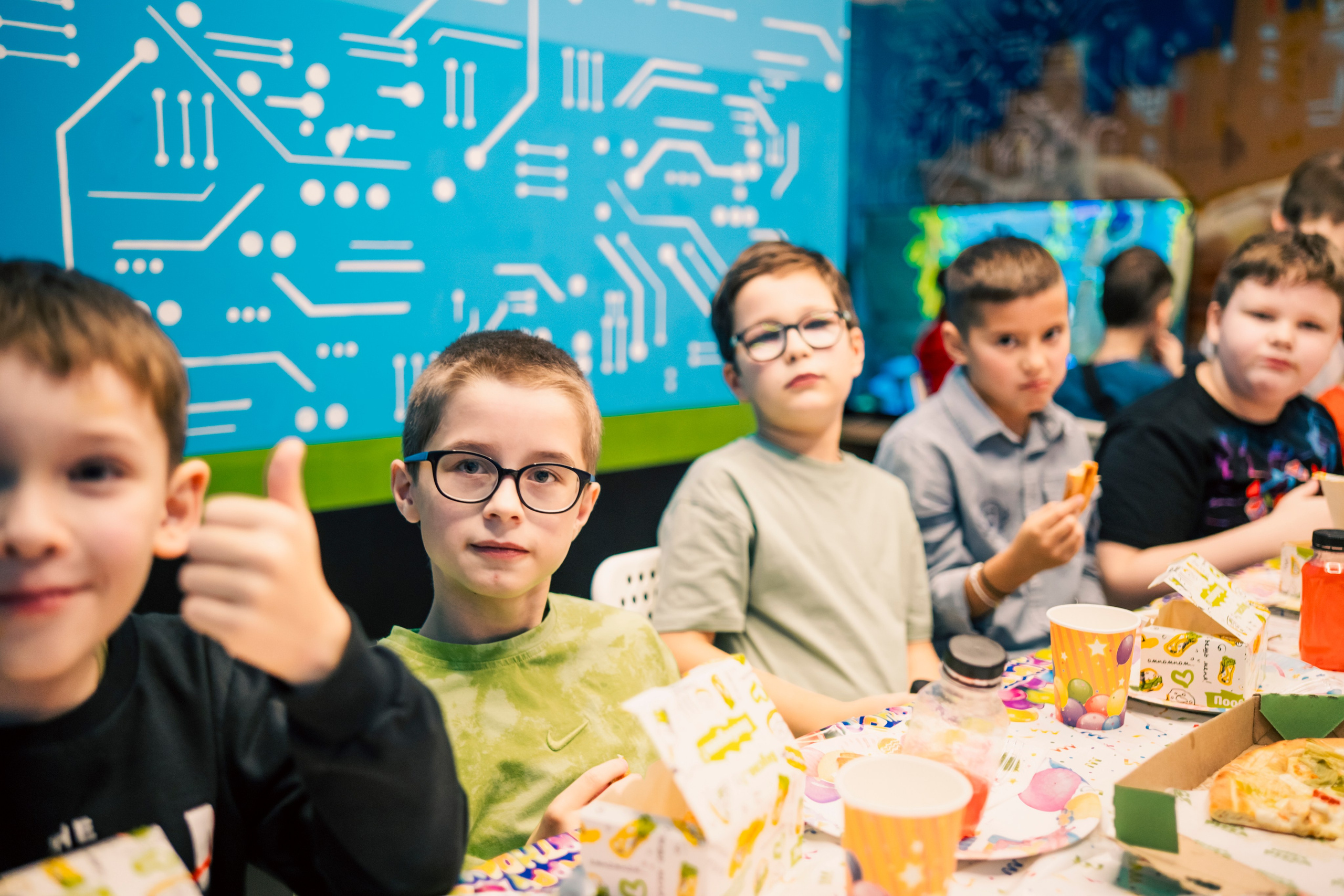 VR (September-October 2024). Felixtones