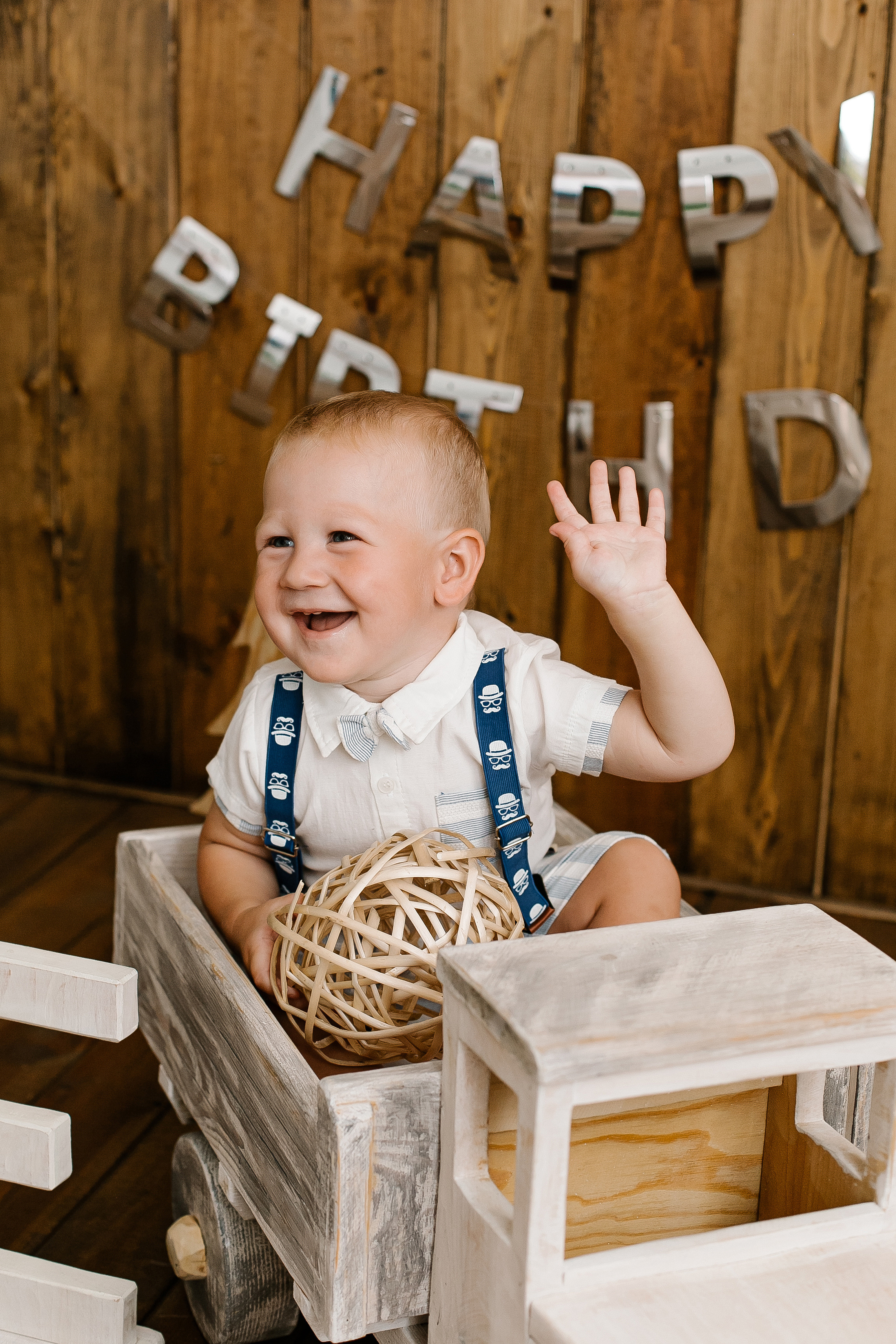 Андрюша год у власти. Свадебный, семейный и детский фотограф в г. Абакан респ. Хакасия Любов