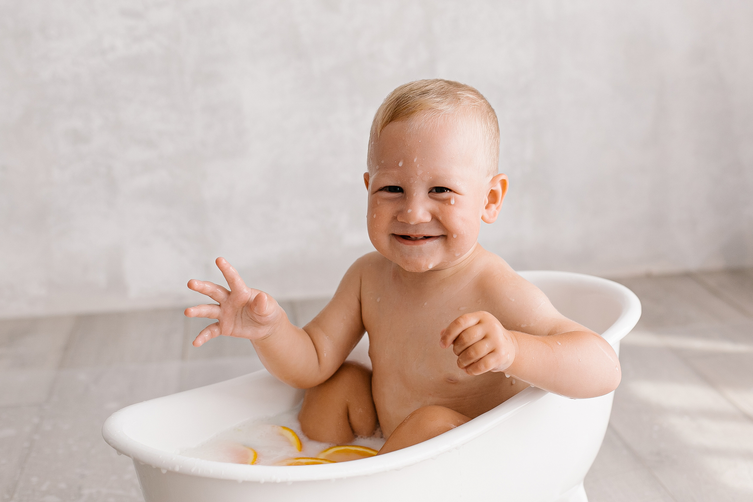 Андрюша год у власти. Свадебный, семейный и детский фотограф в г. Абакан респ. Хакасия Любов