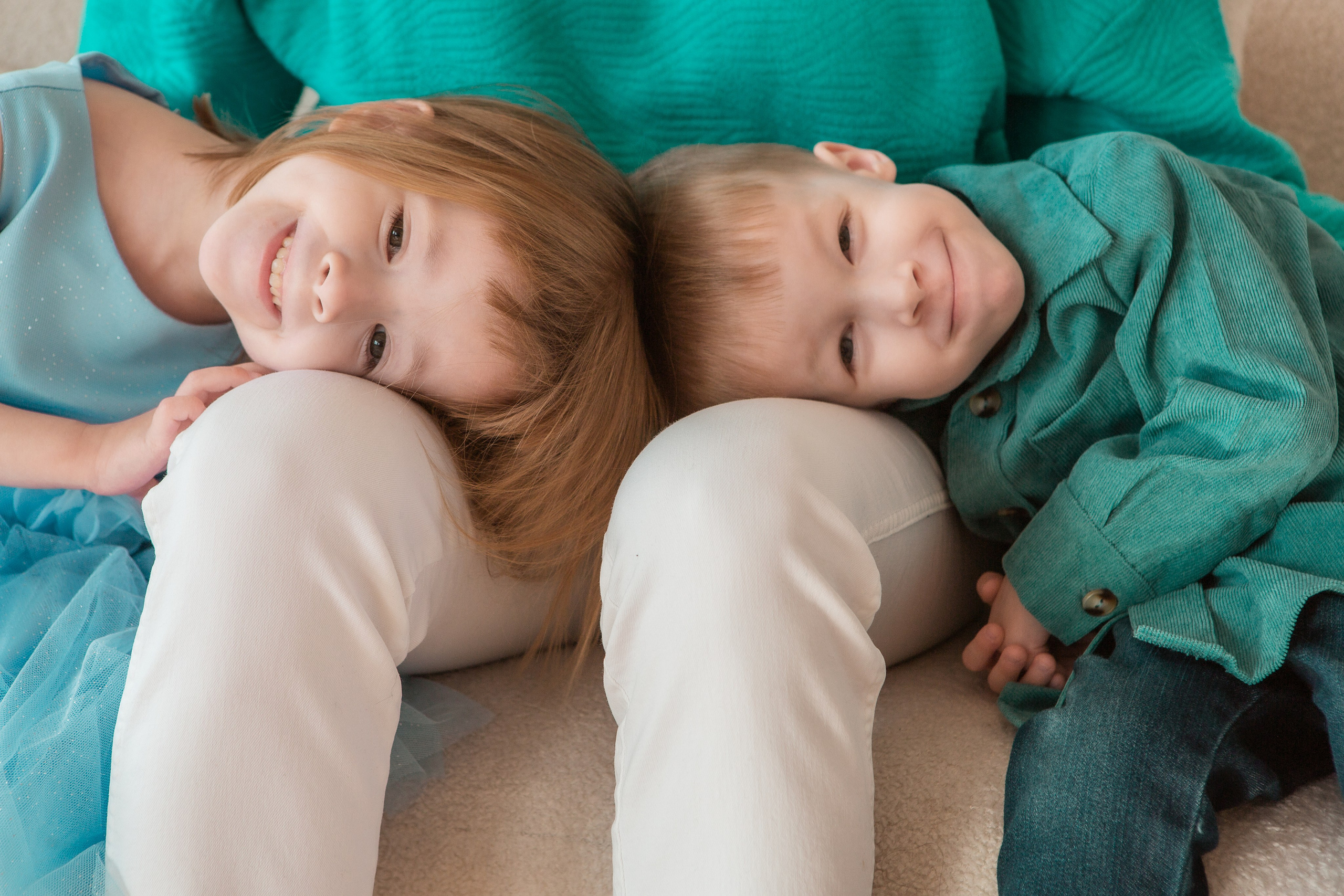 Мама и двойняшки. Фотограф Екатерина Голицына