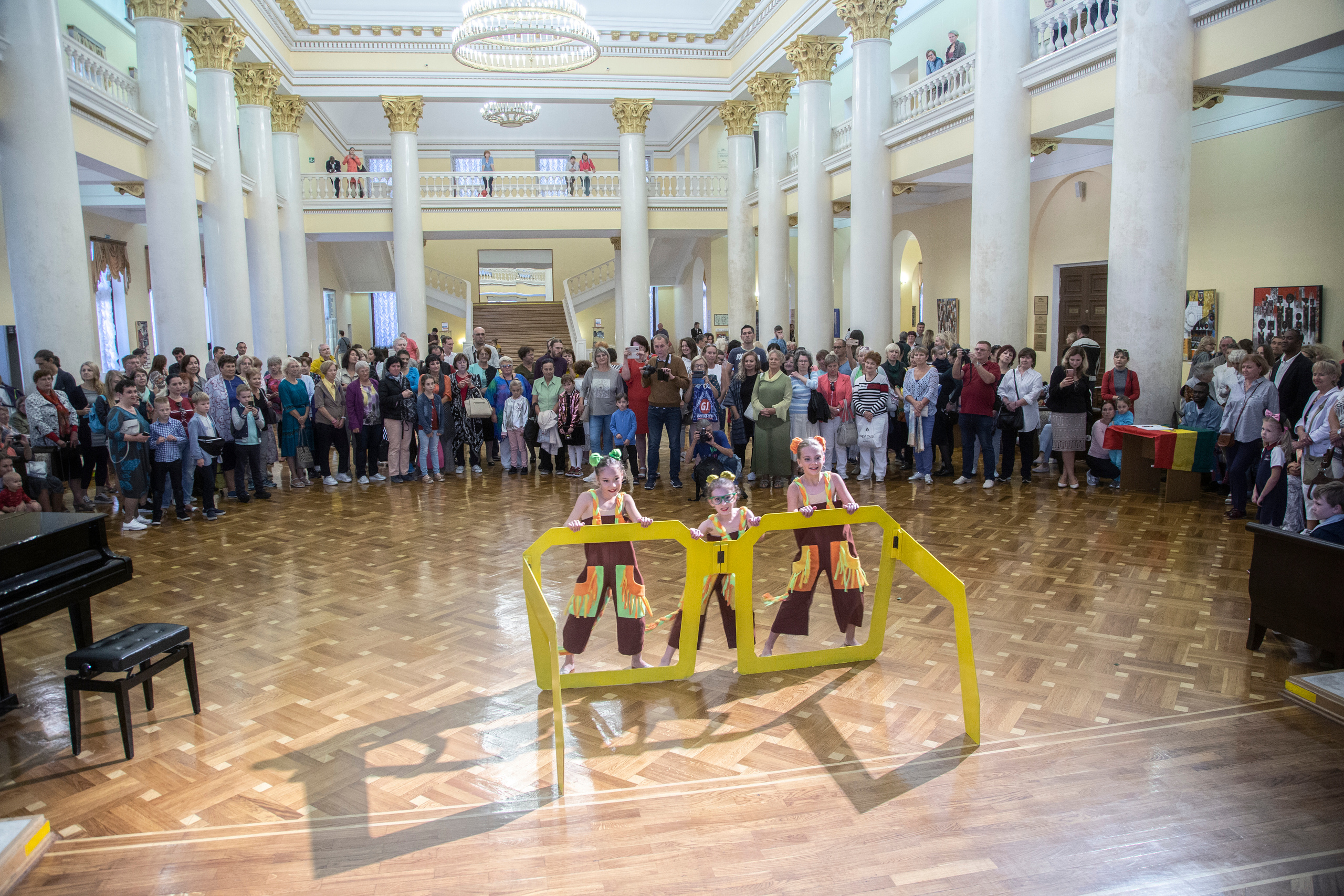 Открытие выставки современного искусства Африки в Зимнем театре г. Сочи. Фотограф в Сочи Юрий Шептаев