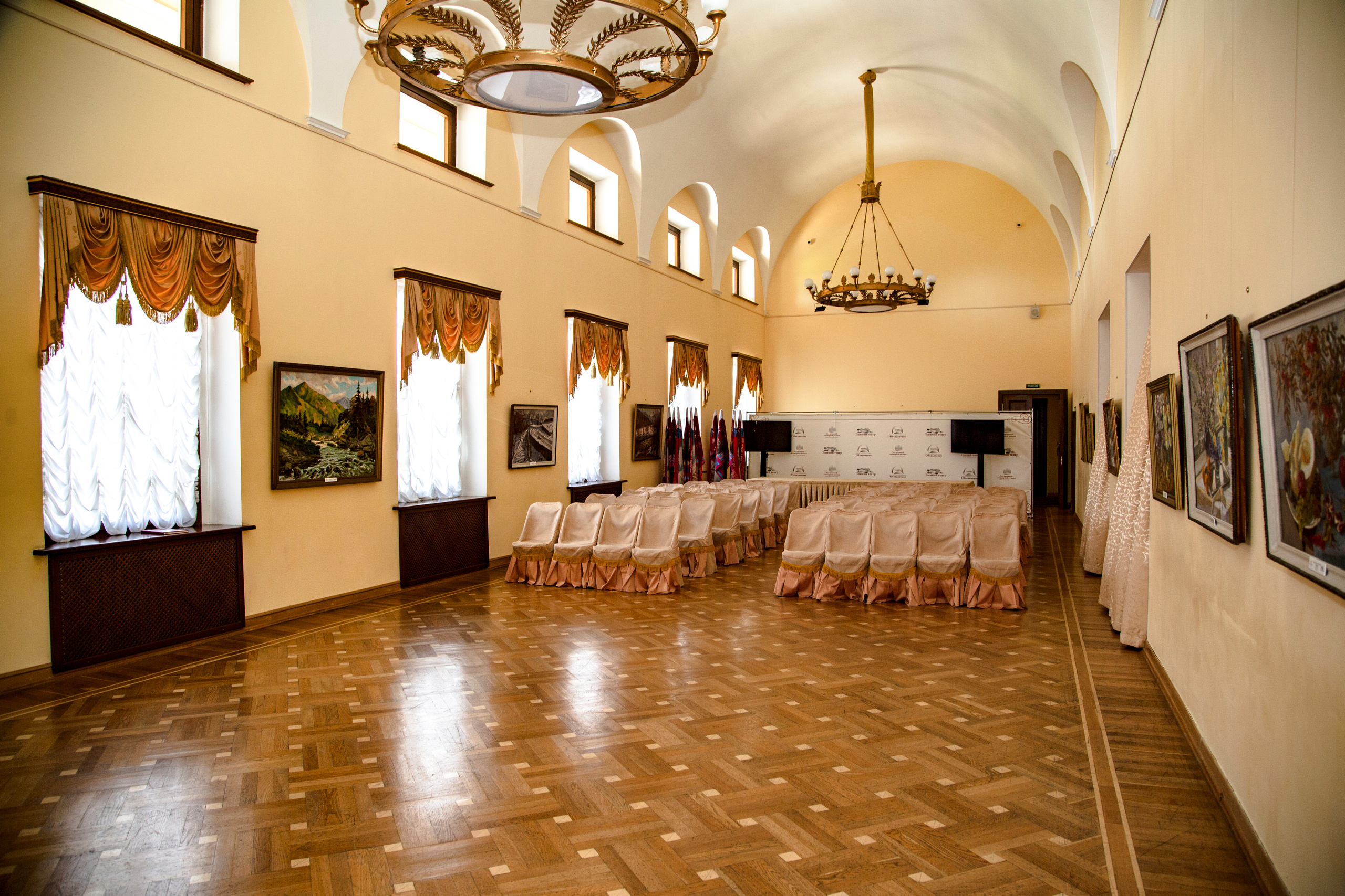 Интерьеры Зимнего театра. Фотограф в Сочи Юрий Шептаев